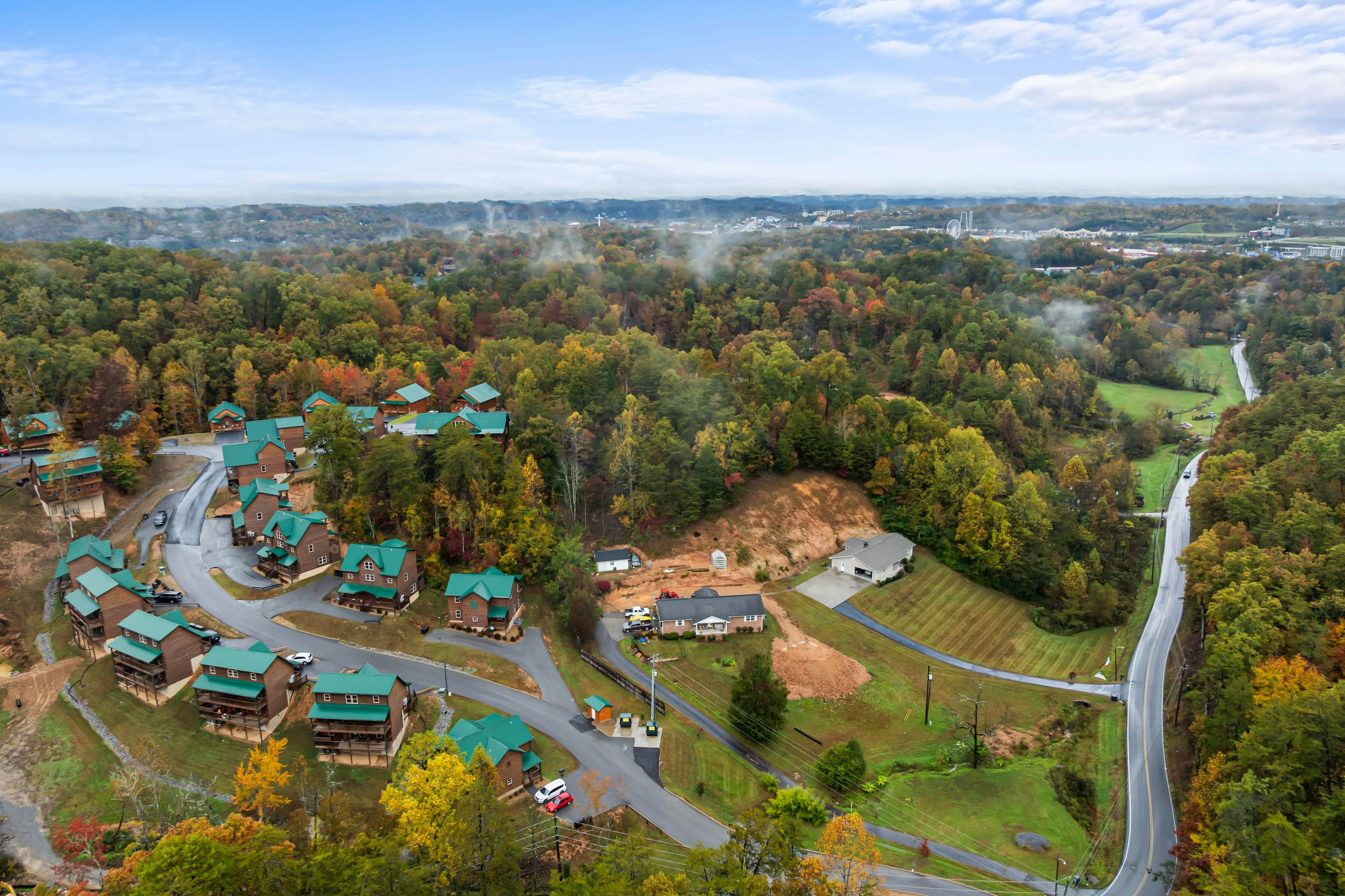 Brand New Luxe Cabin, Sleeps 6・Hot tub・Pool Table