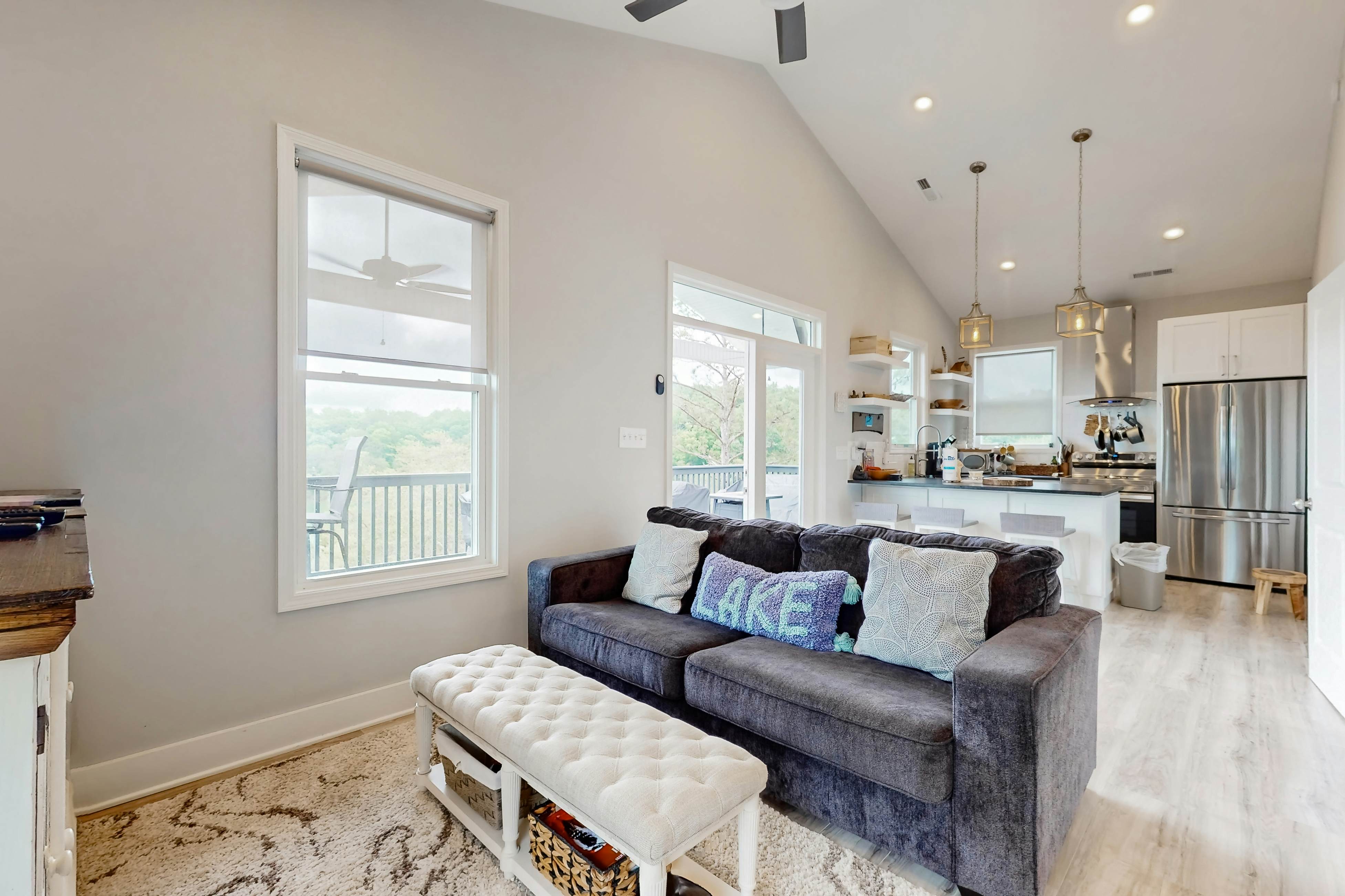 Scenic Douglas Lake Home・Deck・Hammocks・Hot Tub