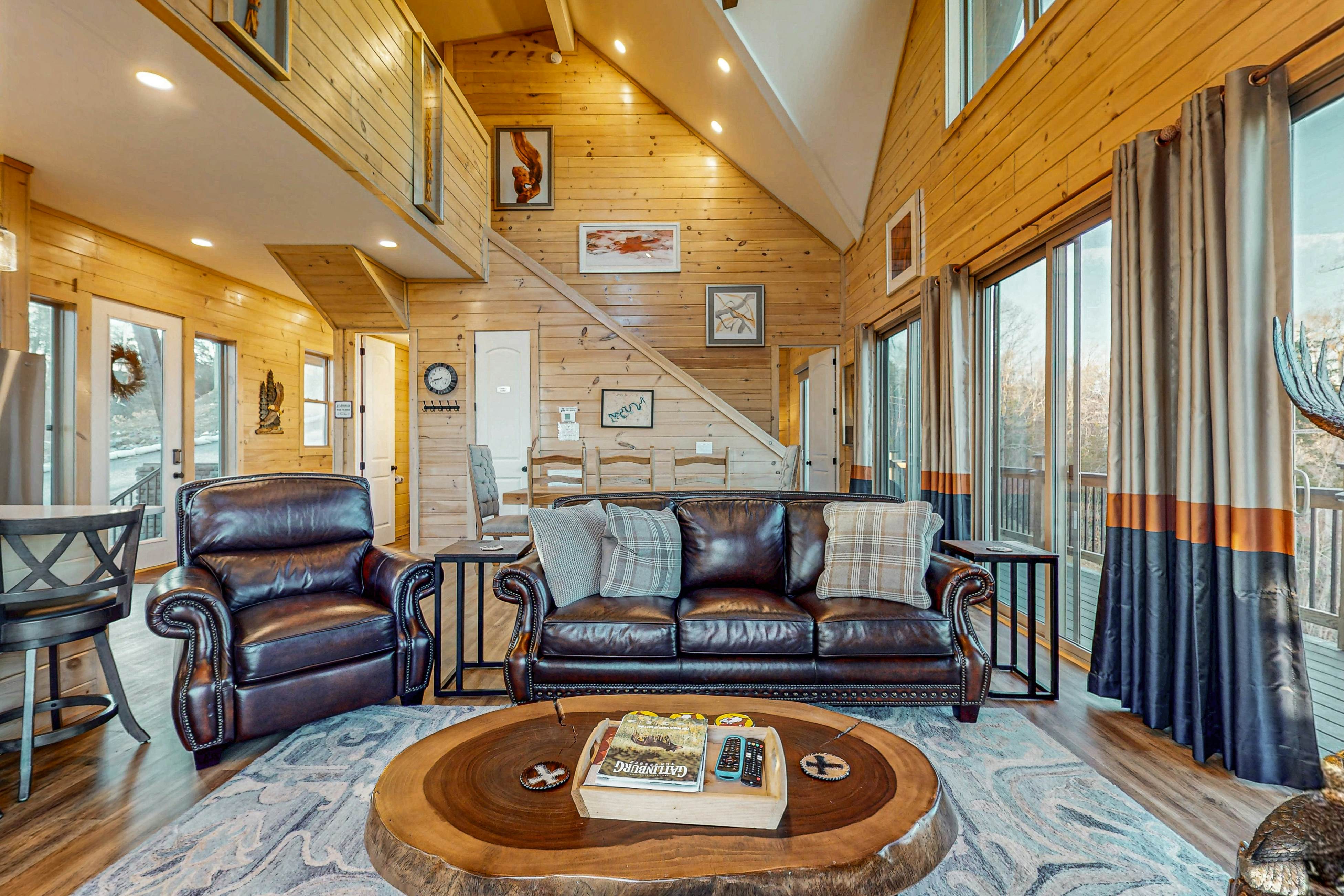 Tranquil Cabin・Indoor Pool・Hot Tub・Woodland Views