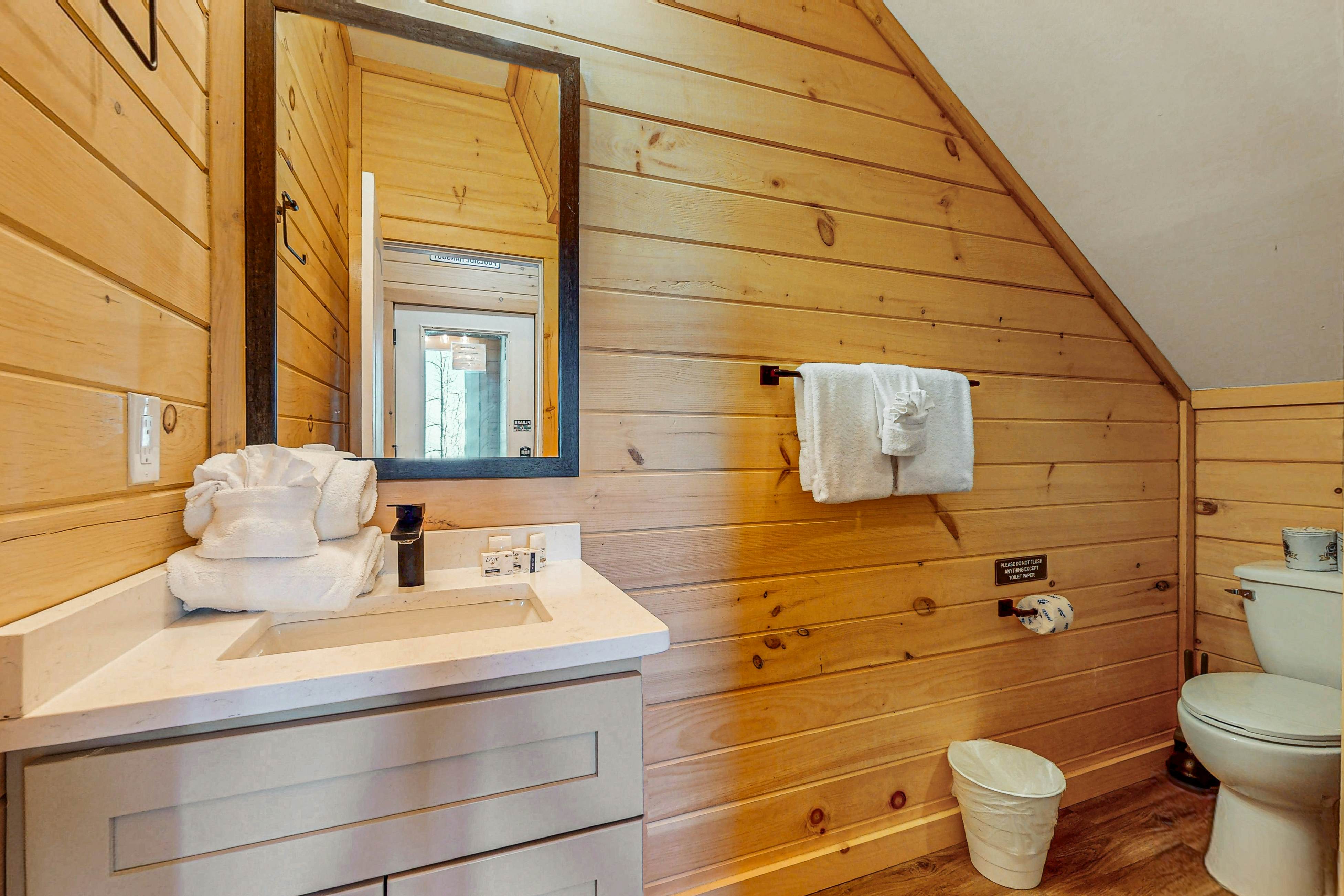 Tranquil Cabin・Indoor Pool・Hot Tub・Woodland Views