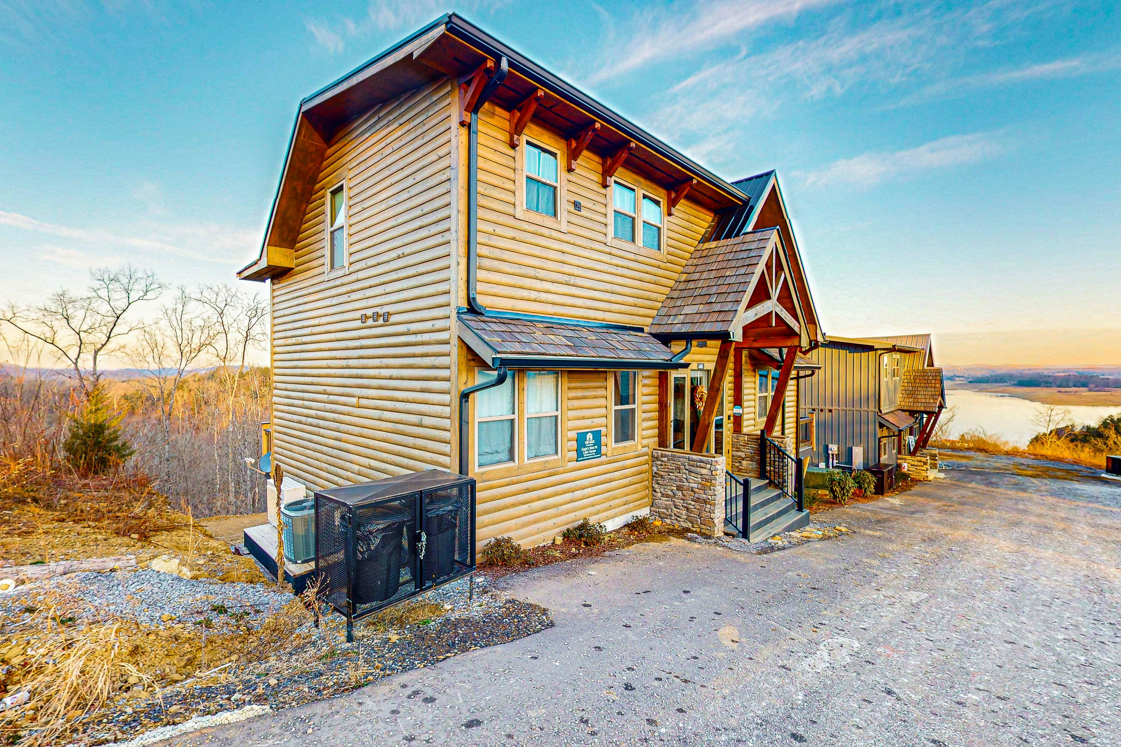 Tranquil Cabin・Indoor Pool・Hot Tub・Woodland Views