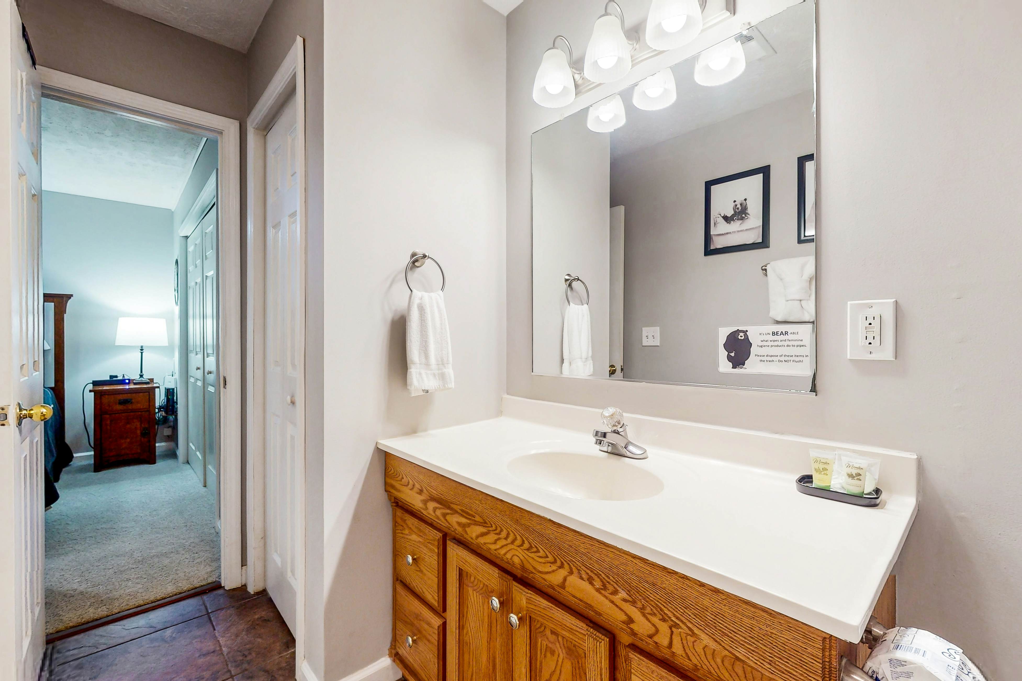 Natures Serenity, Sleeps 6・Dog Welcome・Hot Tub