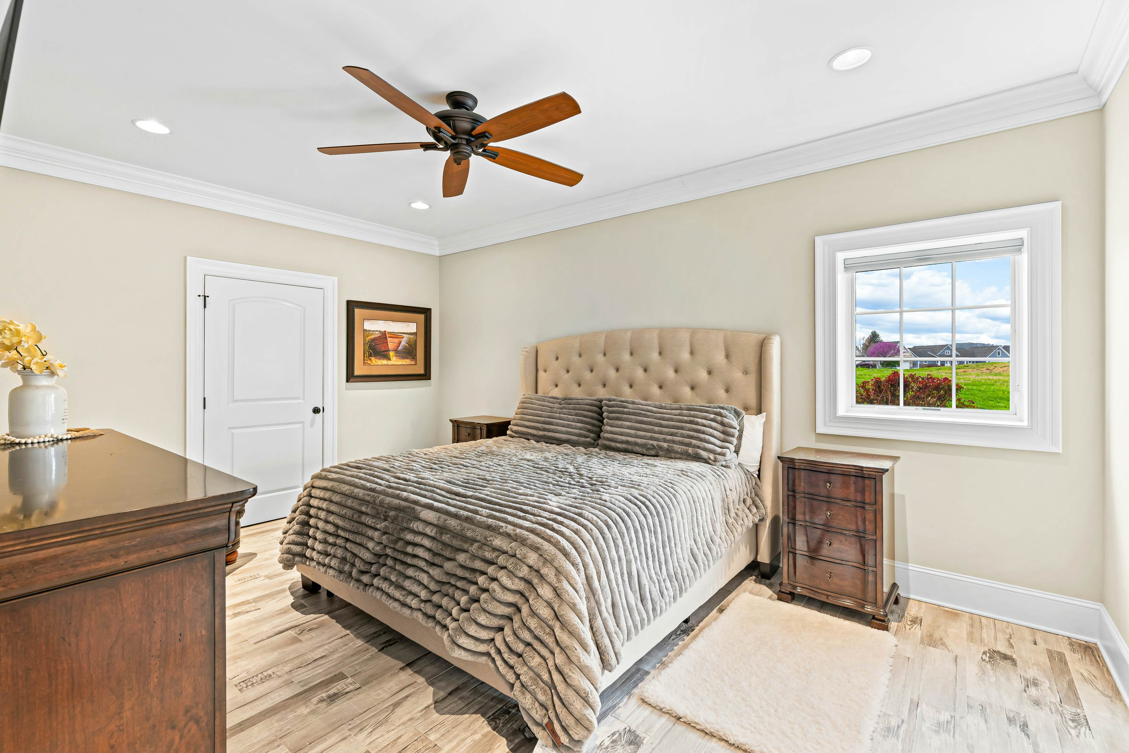 Luxe Lakefront Home, Sleeps 14・Dock・Amazing Views