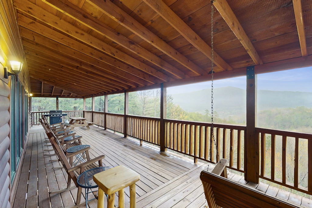 Hidden Cabin, Sleep 6・Mtn Views・Pickleball・Hot Tub
