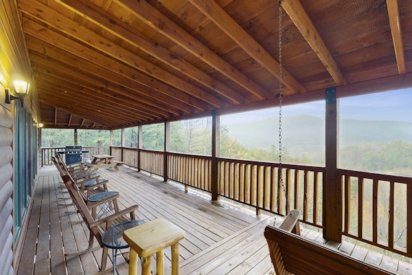 Hidden Cabin, Sleep 6・Mtn Views・Pickleball・Hot Tub