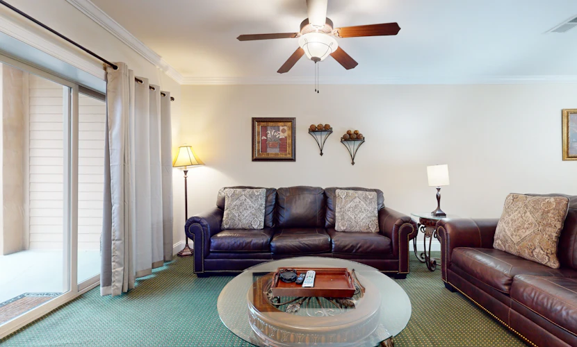 Walk to Downtown・Mtn View・Fireplace・Seasonal Pool