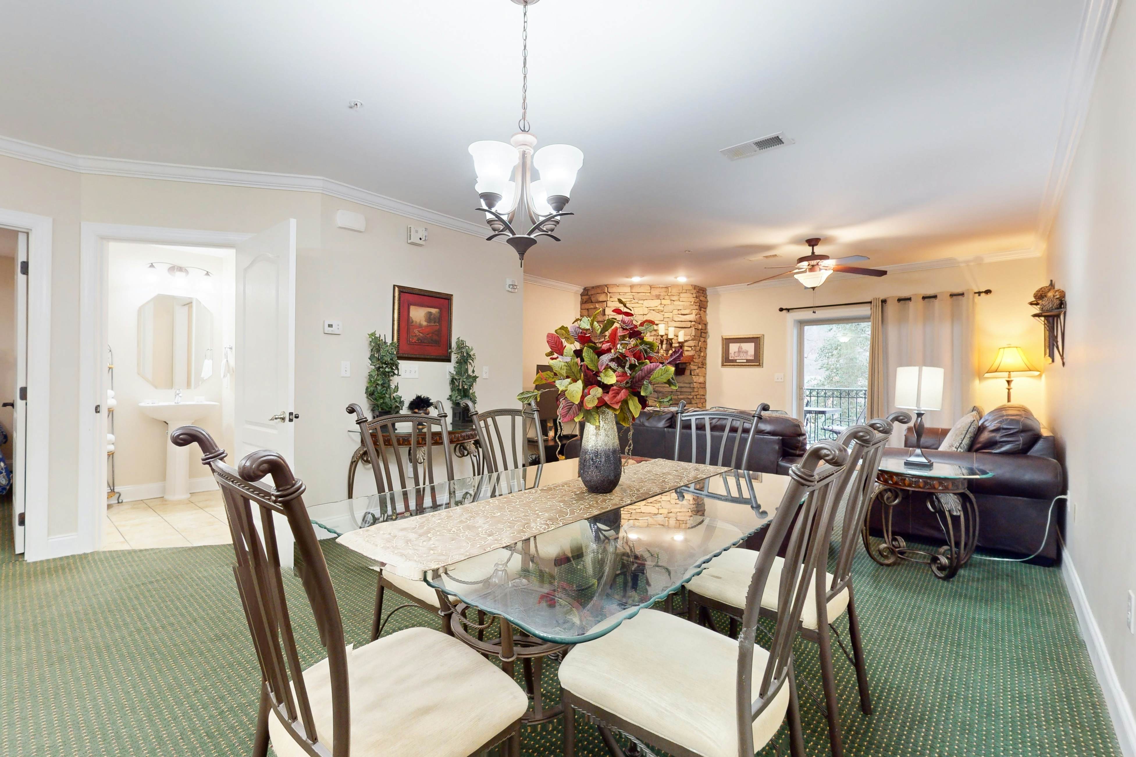 Mountain view condo w/ free attraction tickets, fireplace, & seasonal pool