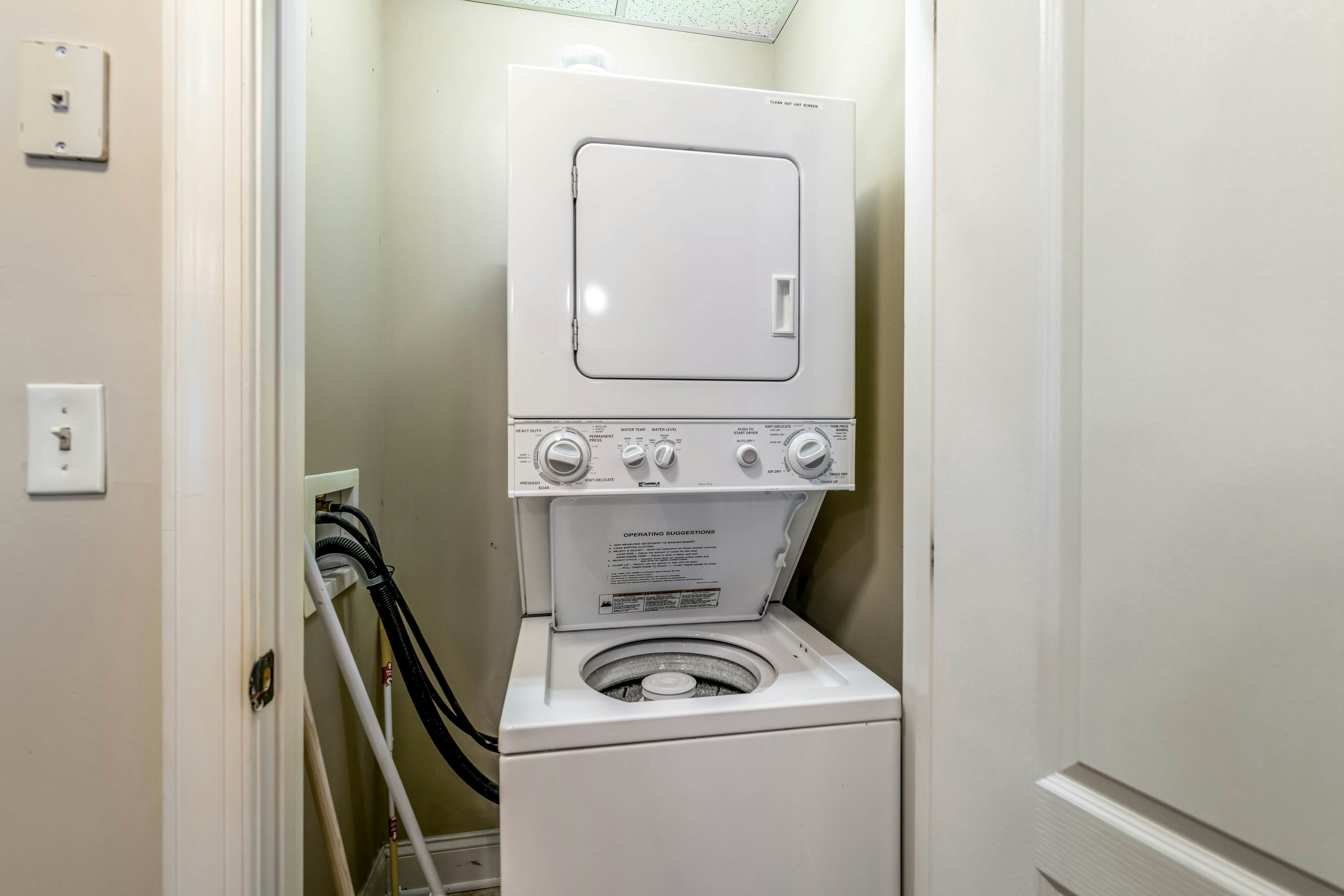 Mountain view condo w/ free attraction tickets, fireplace, & seasonal pool