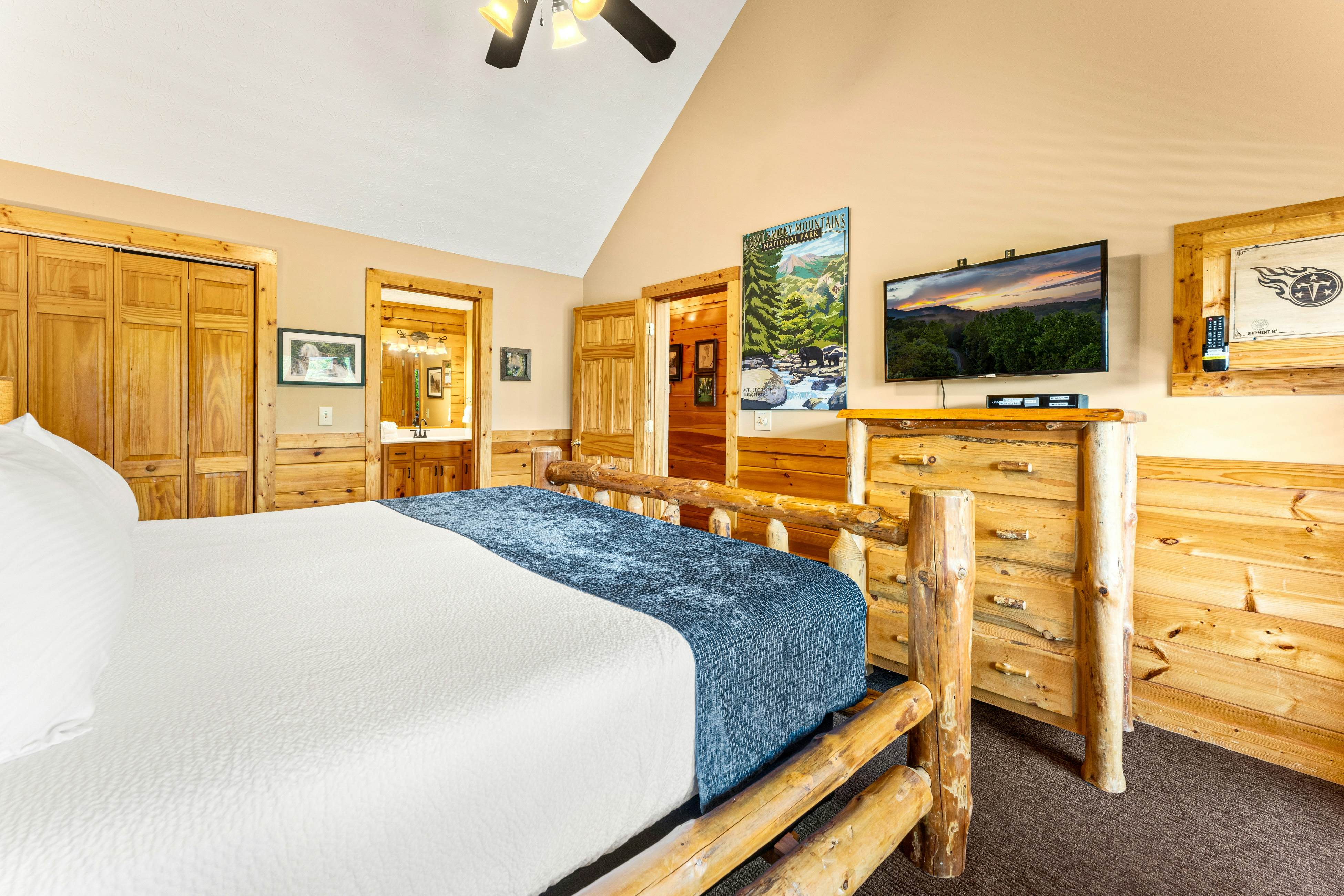 Luxury Mtn Retreat W Breathtaking Views, Sleeps 14