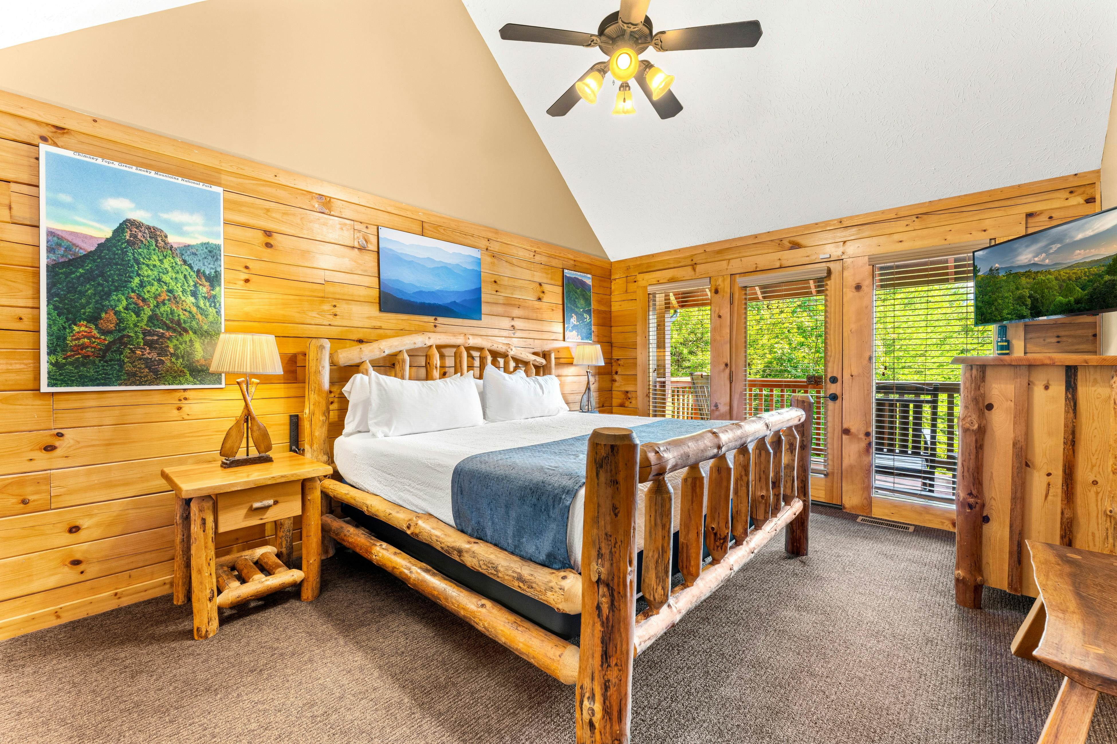 Luxury Mtn Retreat W Breathtaking Views, Sleeps 14