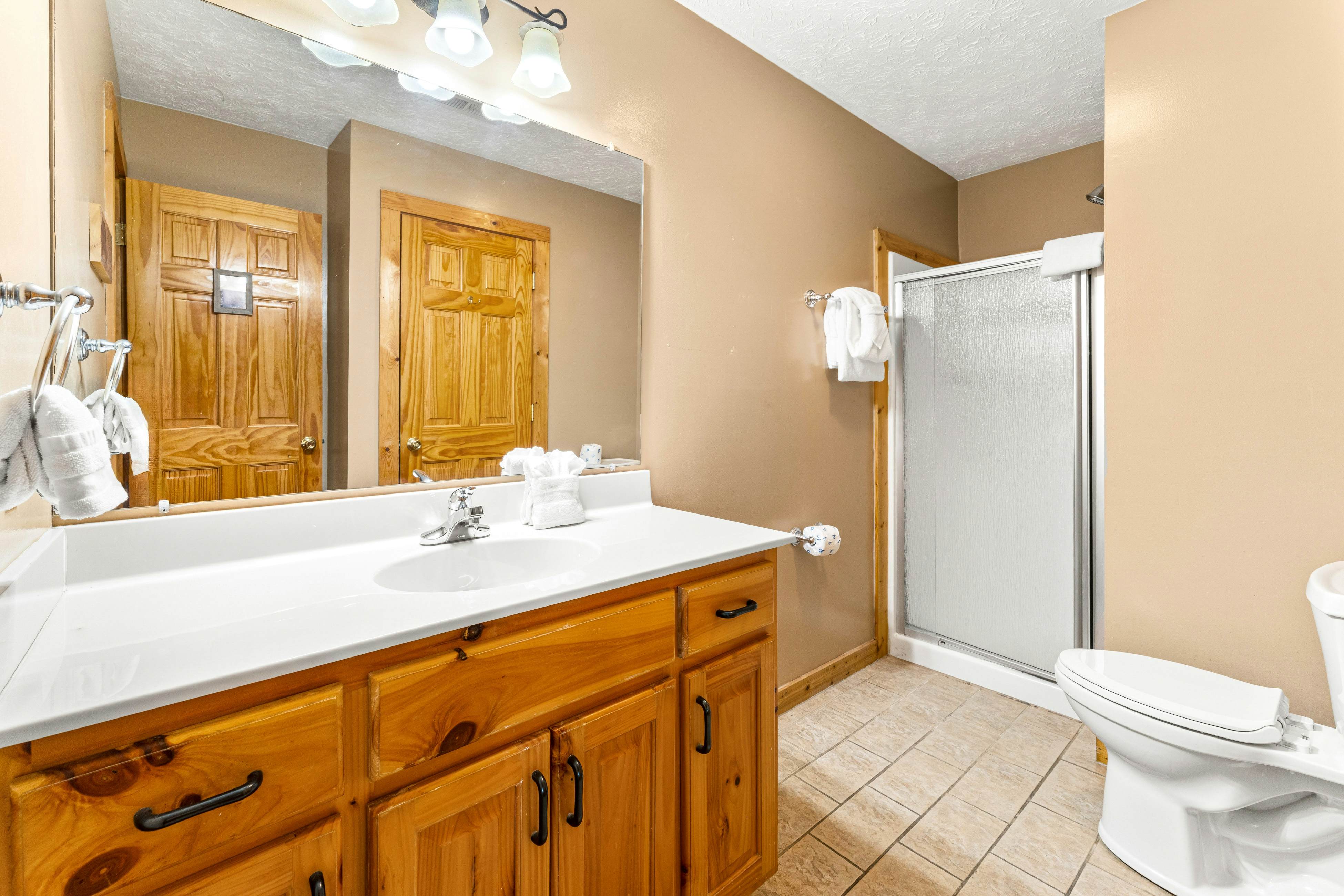 Luxury Mtn Retreat W Breathtaking Views, Sleeps 14