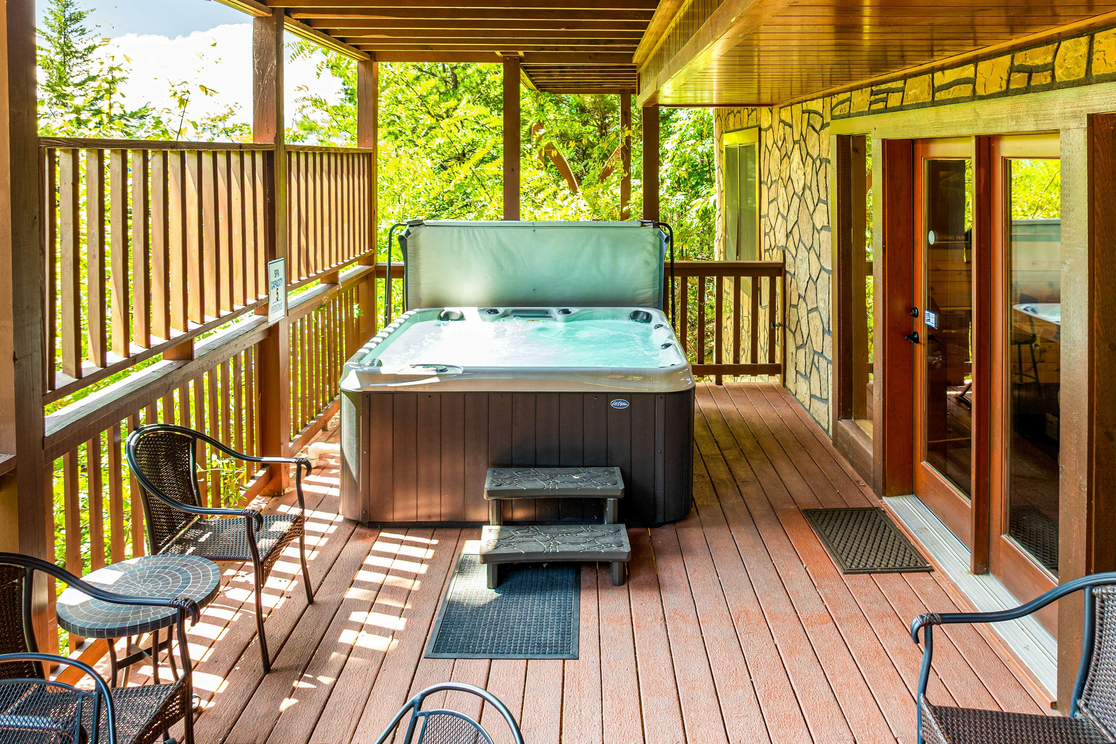 Luxury Mtn Retreat W Breathtaking Views, Sleeps 14