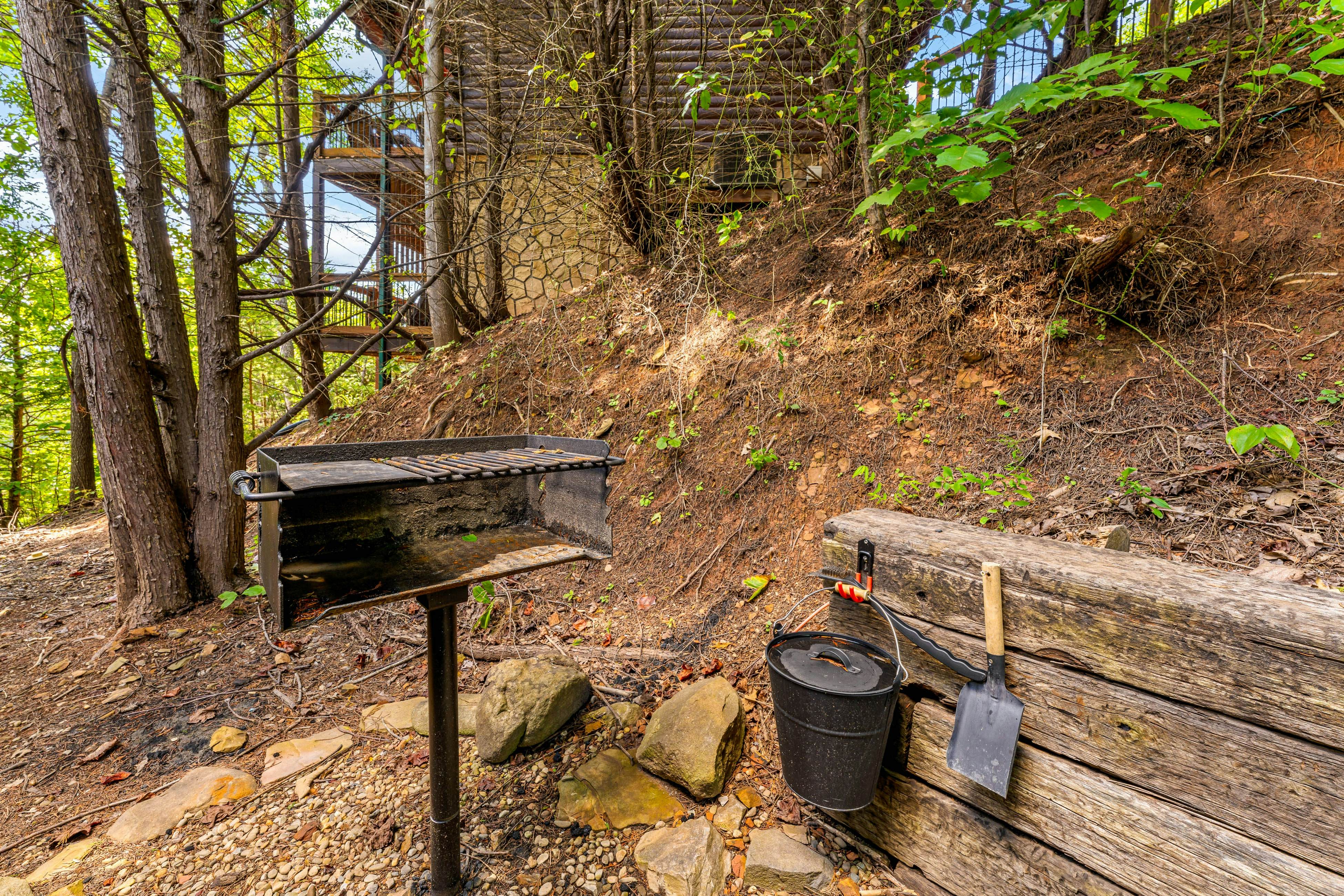 Luxury Mtn Retreat W Breathtaking Views, Sleeps 14