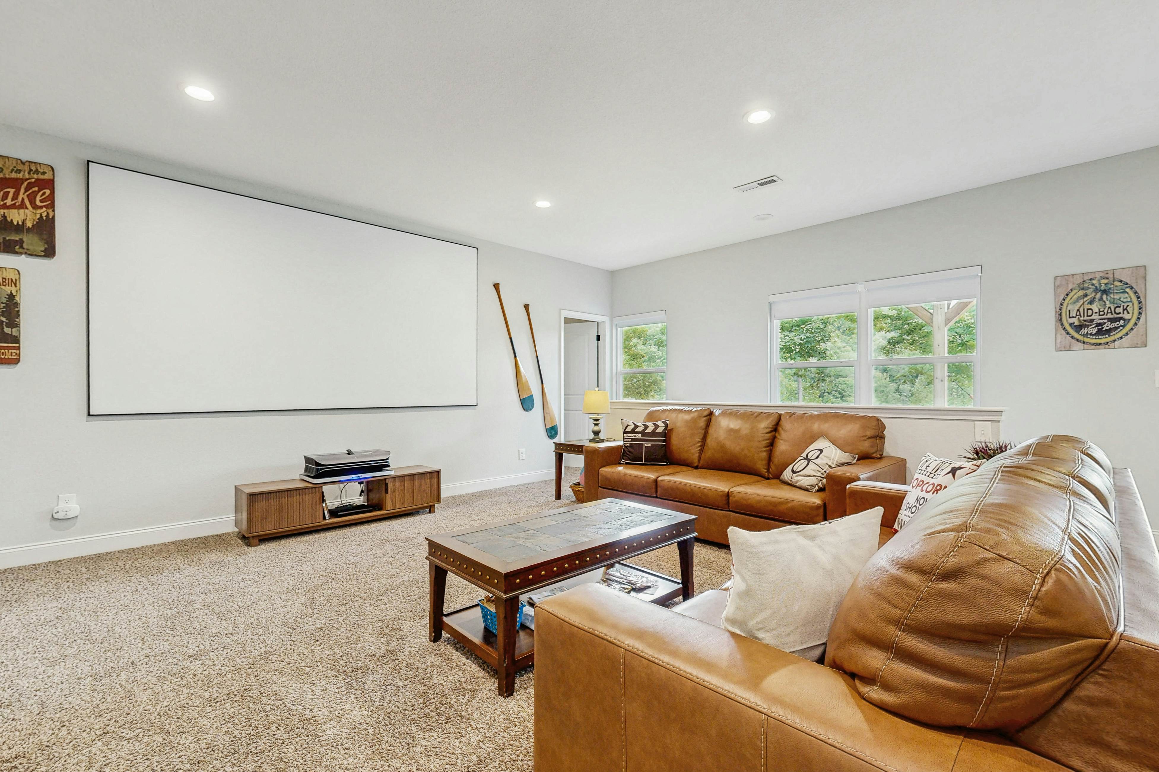 Stunning Lakeview Home | Game Room・Dock・Hot Tub