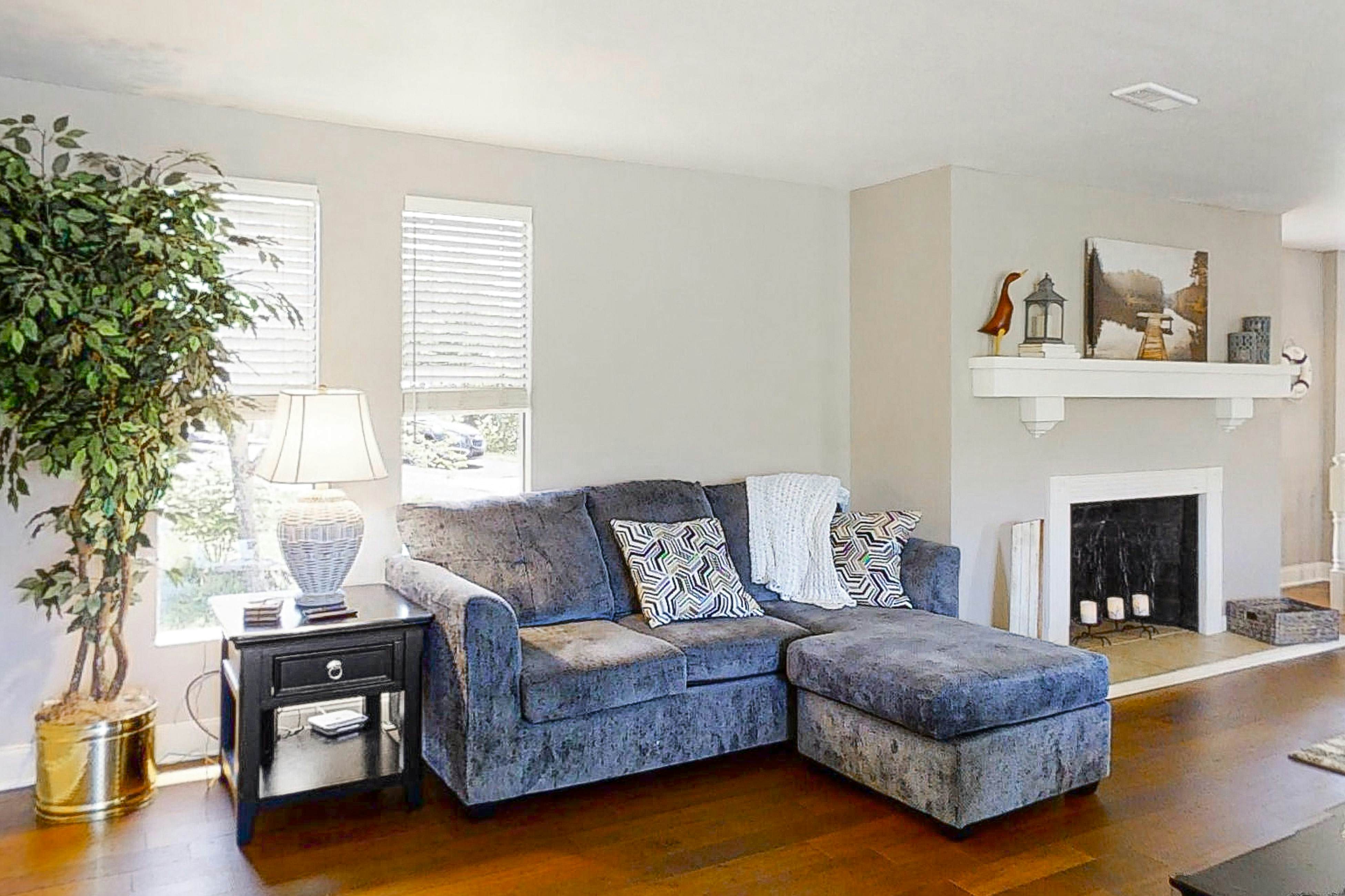 Lakeside Cabin Retreat, Sleeps 12・BBQ Grill・Dock