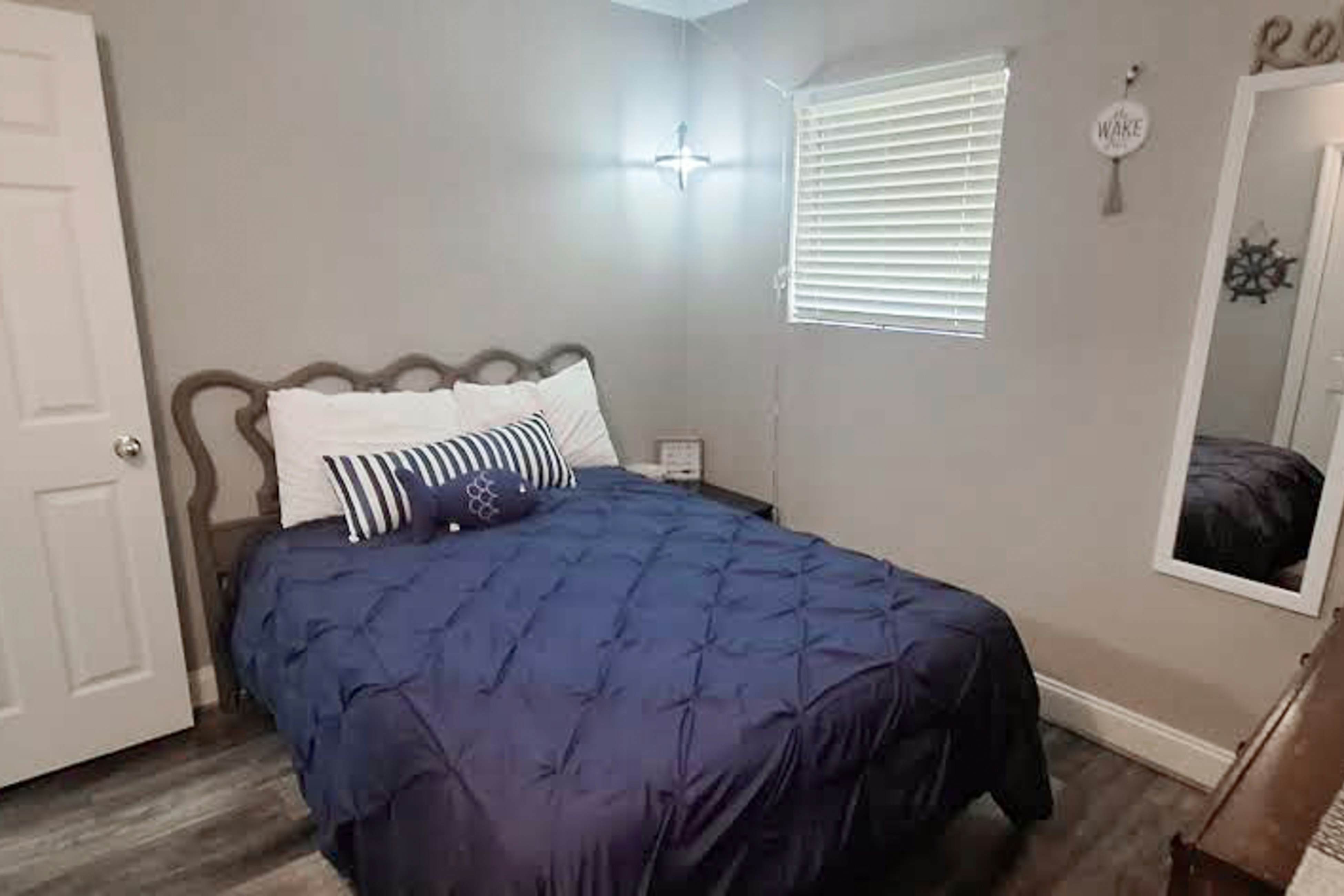 Lakeside Cabin Retreat, Sleeps 12・BBQ Grill・Dock