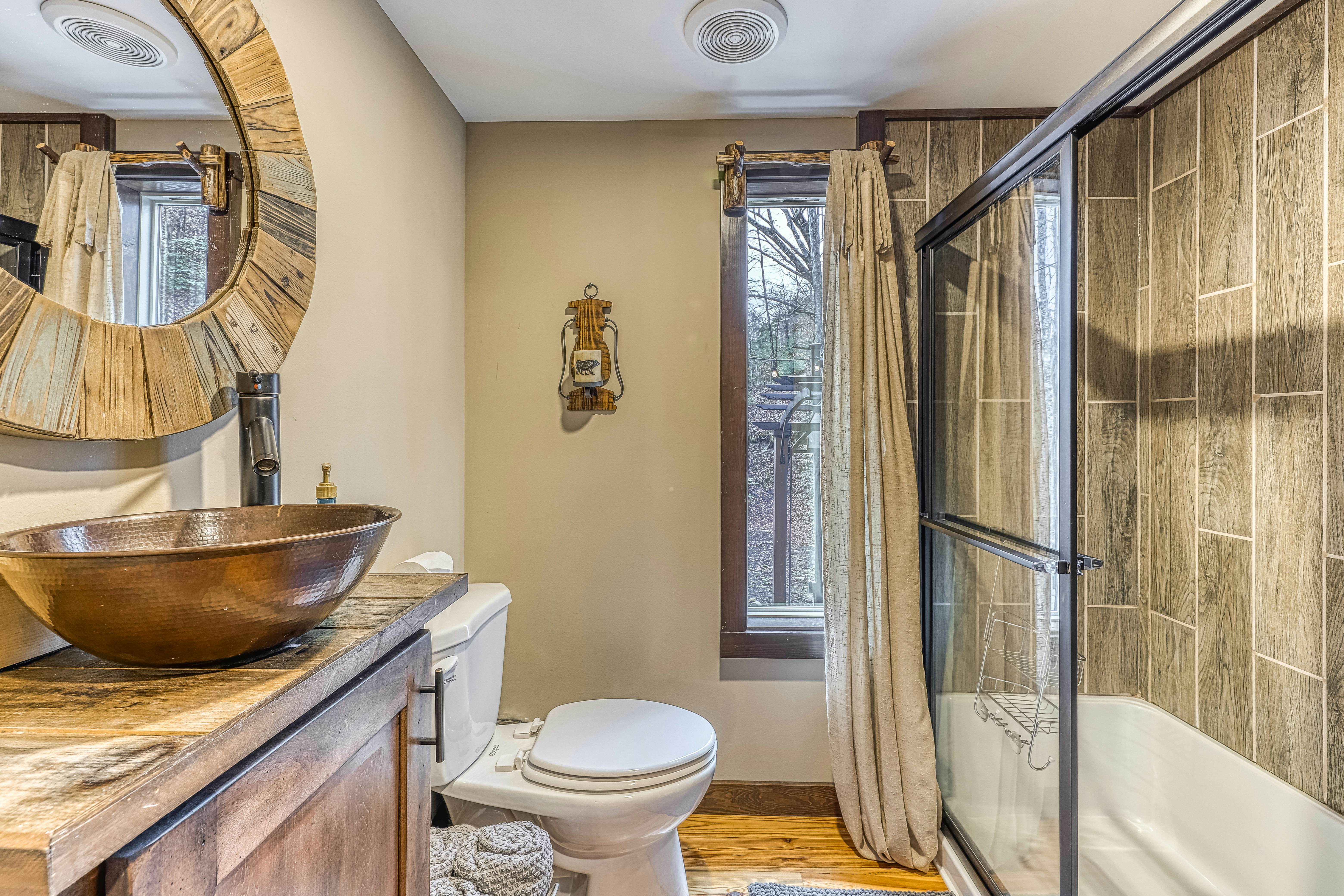 New Authentic Luxe Tiny House, Sleeps 4・Hot Tub