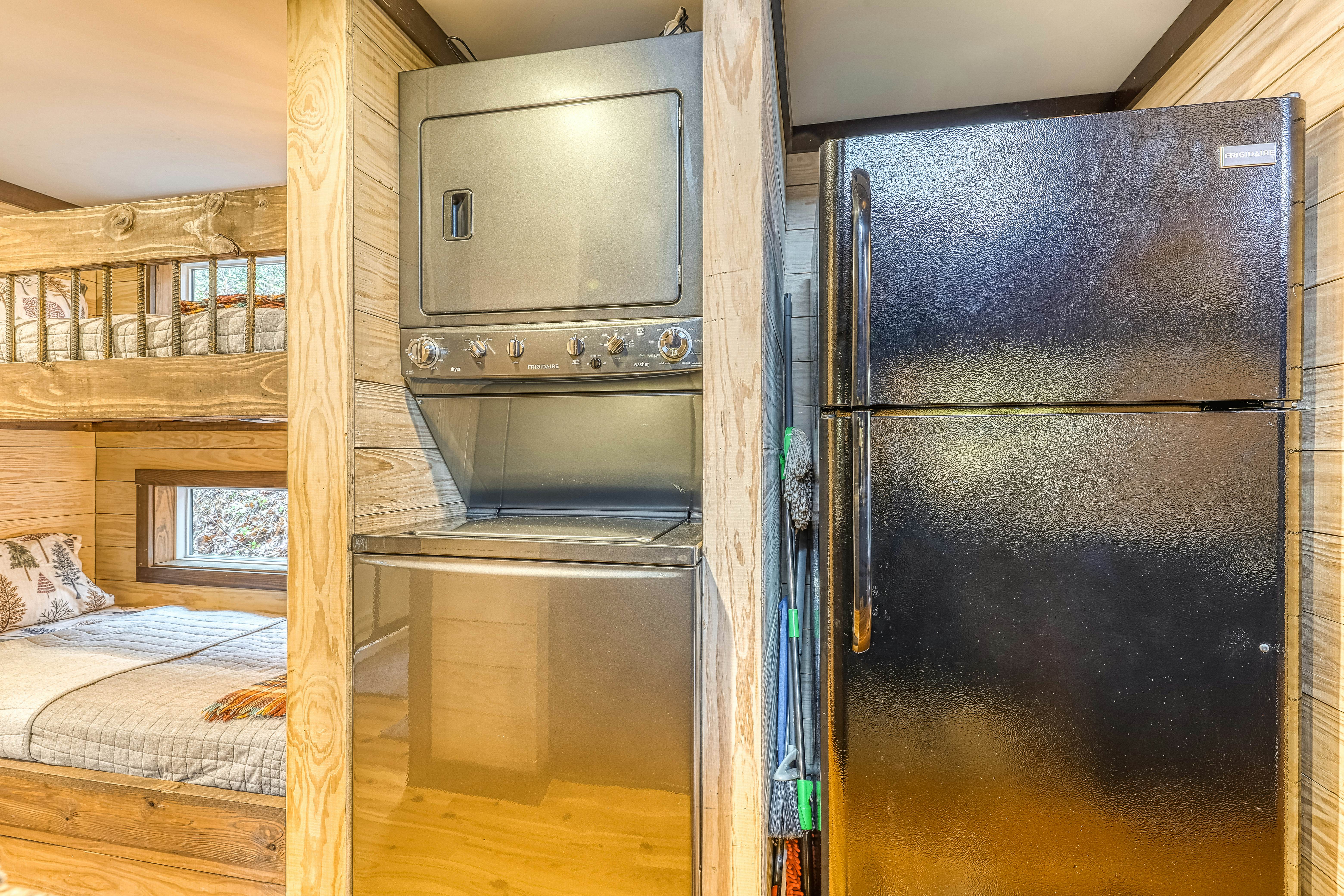 New Authentic Luxe Tiny House, Sleeps 4・Hot Tub