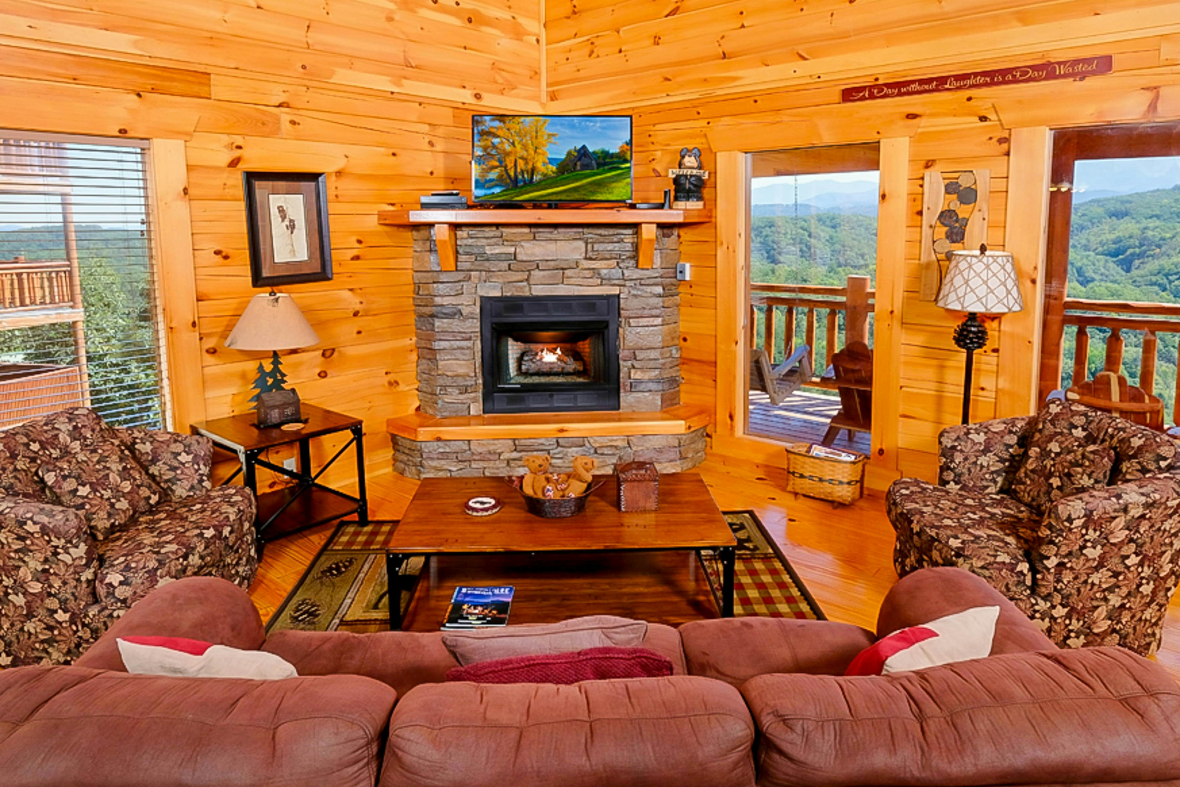 Stunningly Quiet Home, Sleeps 12・Pool・Hot Tub・Pool