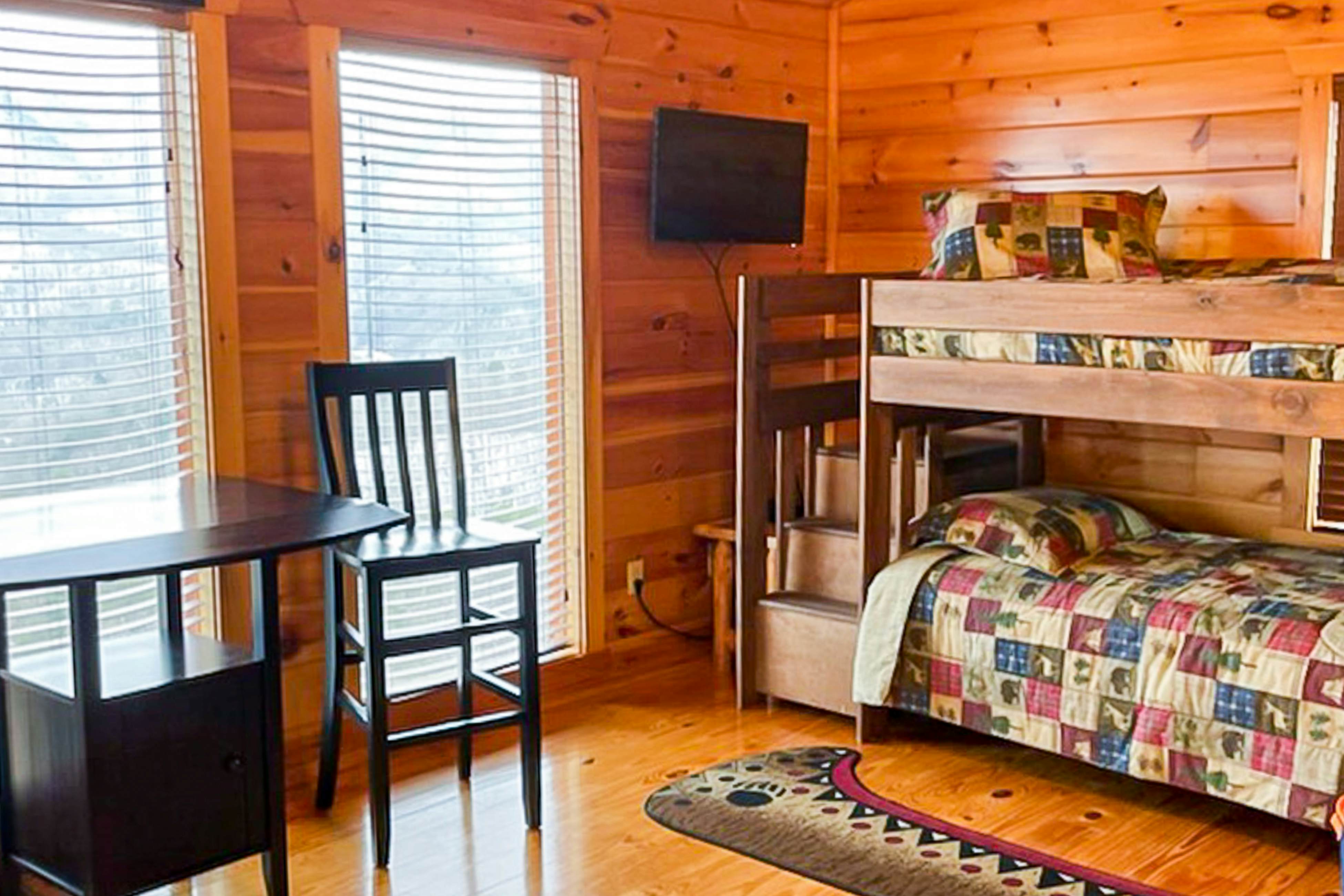 Stunningly Quiet Home, Sleeps 12・Pool・Hot Tub・Pool