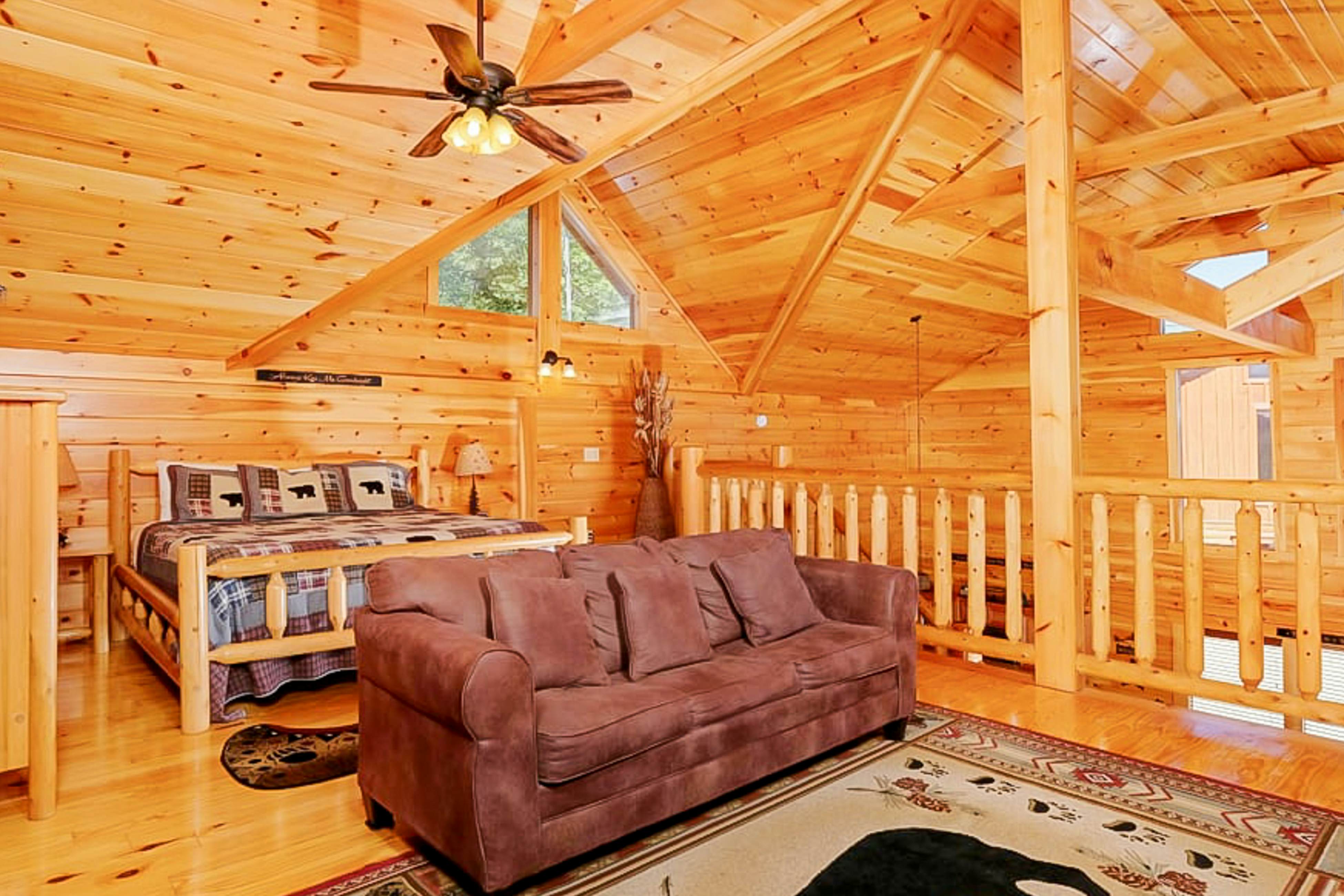 Stunningly Quiet Home, Sleeps 12・Pool・Hot Tub・Pool