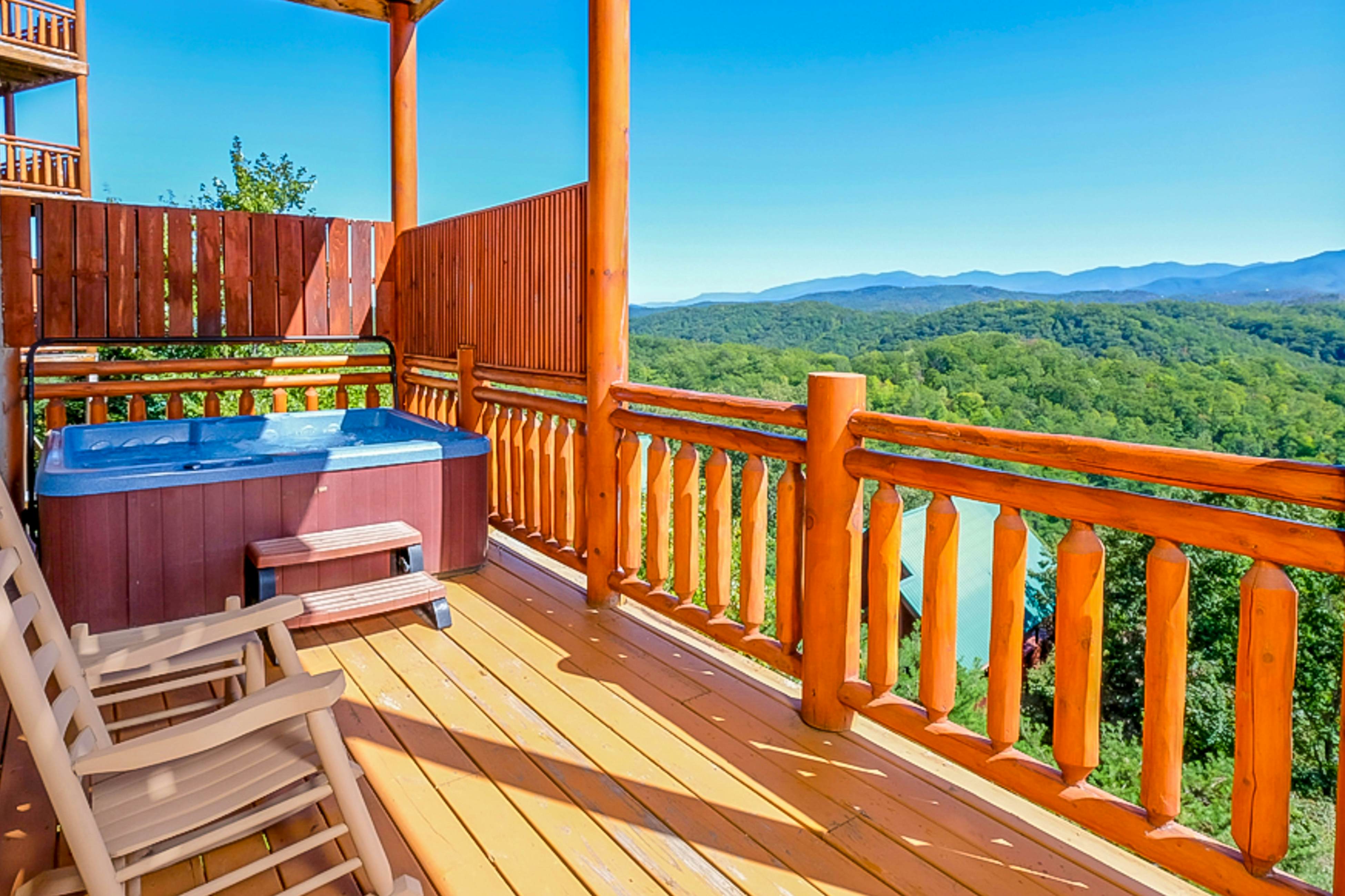 Stunningly Quiet Home, Sleeps 12・Pool・Hot Tub・Pool