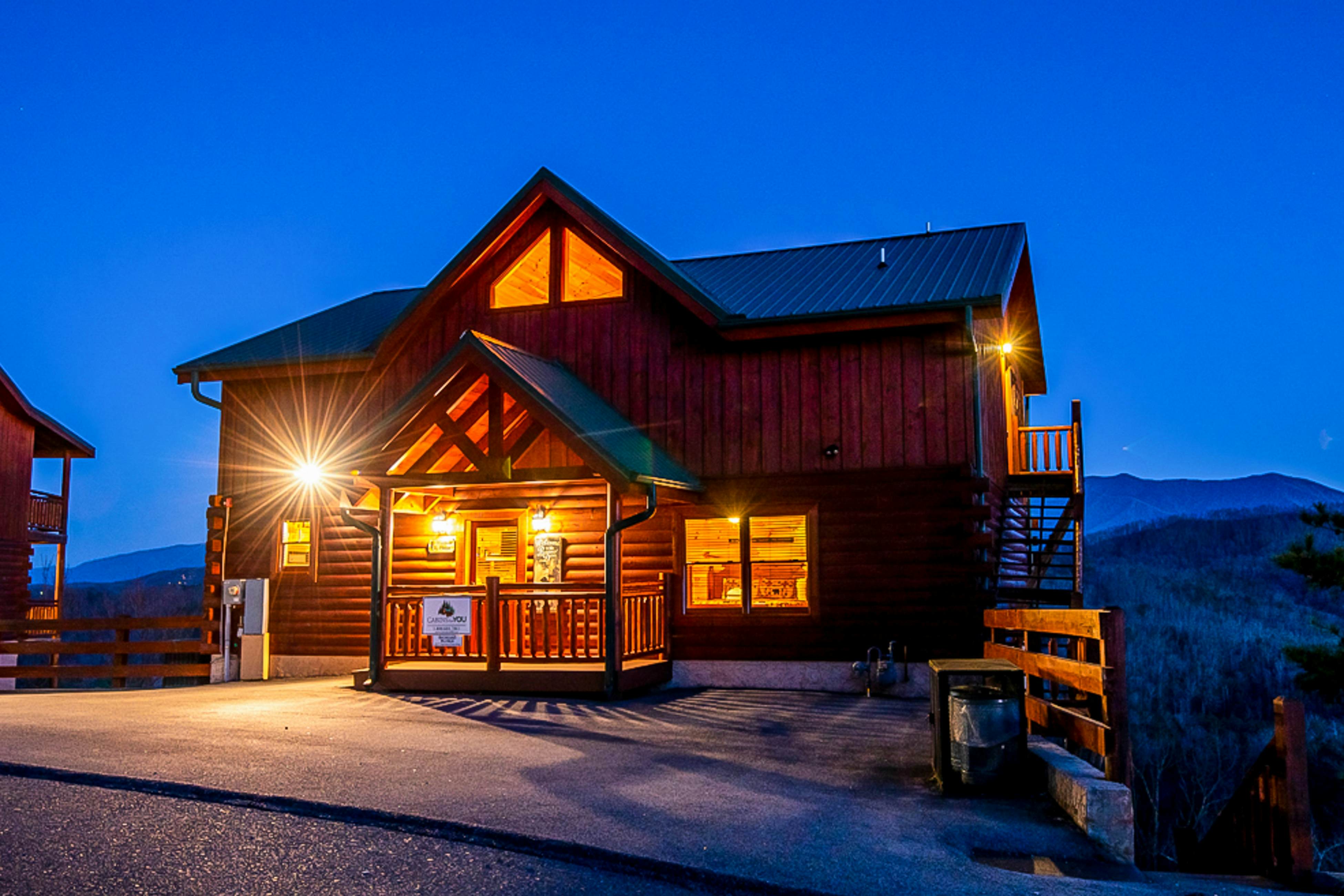 Stunningly Quiet Home, Sleeps 12・Pool・Hot Tub・Pool