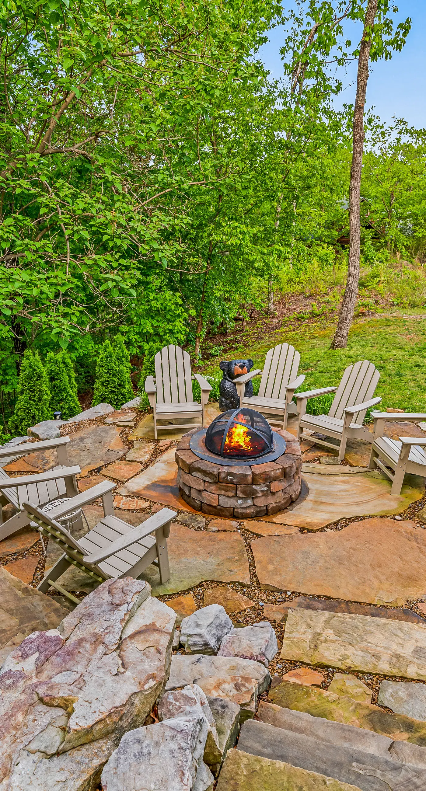 The Treehouse, Sleep 12・Hot Tub・Firepit・Game Room