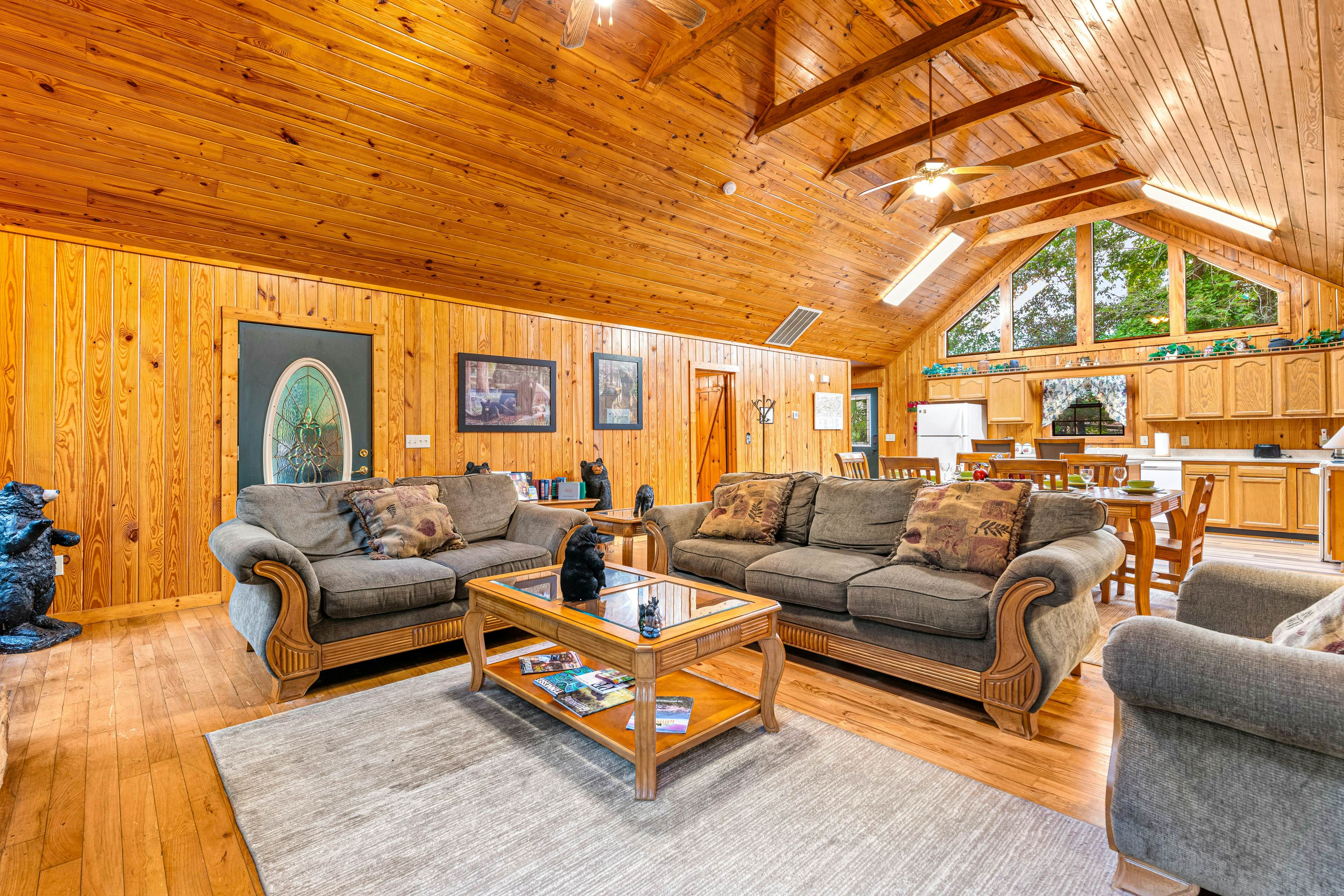 Smoky Mtn cabin w/ hot tub, firepit, game room, deck, & free attraction tickets