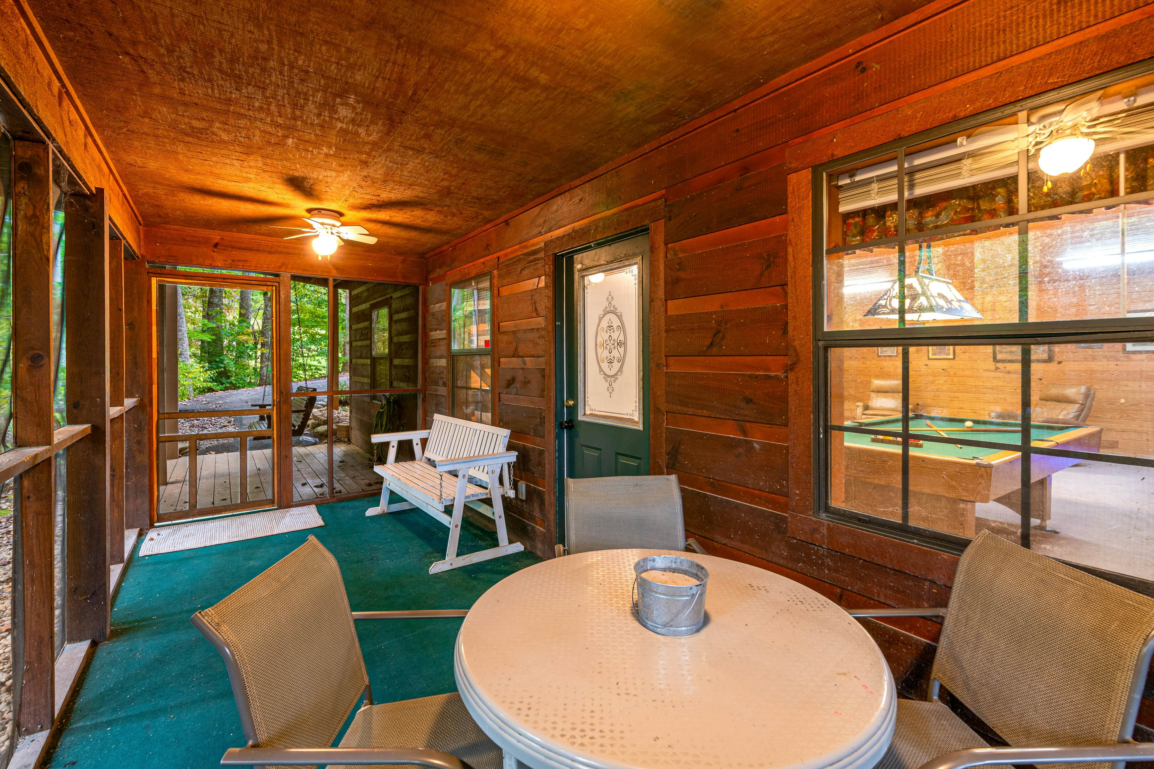 Smoky Mtn cabin w/ hot tub, firepit, game room, deck, & free attraction tickets