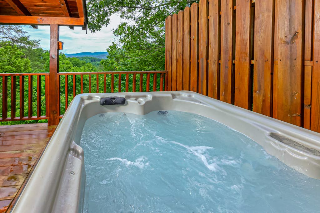 Smokies Cabin Escape・Pool Table・Hot Tub・Mtn View