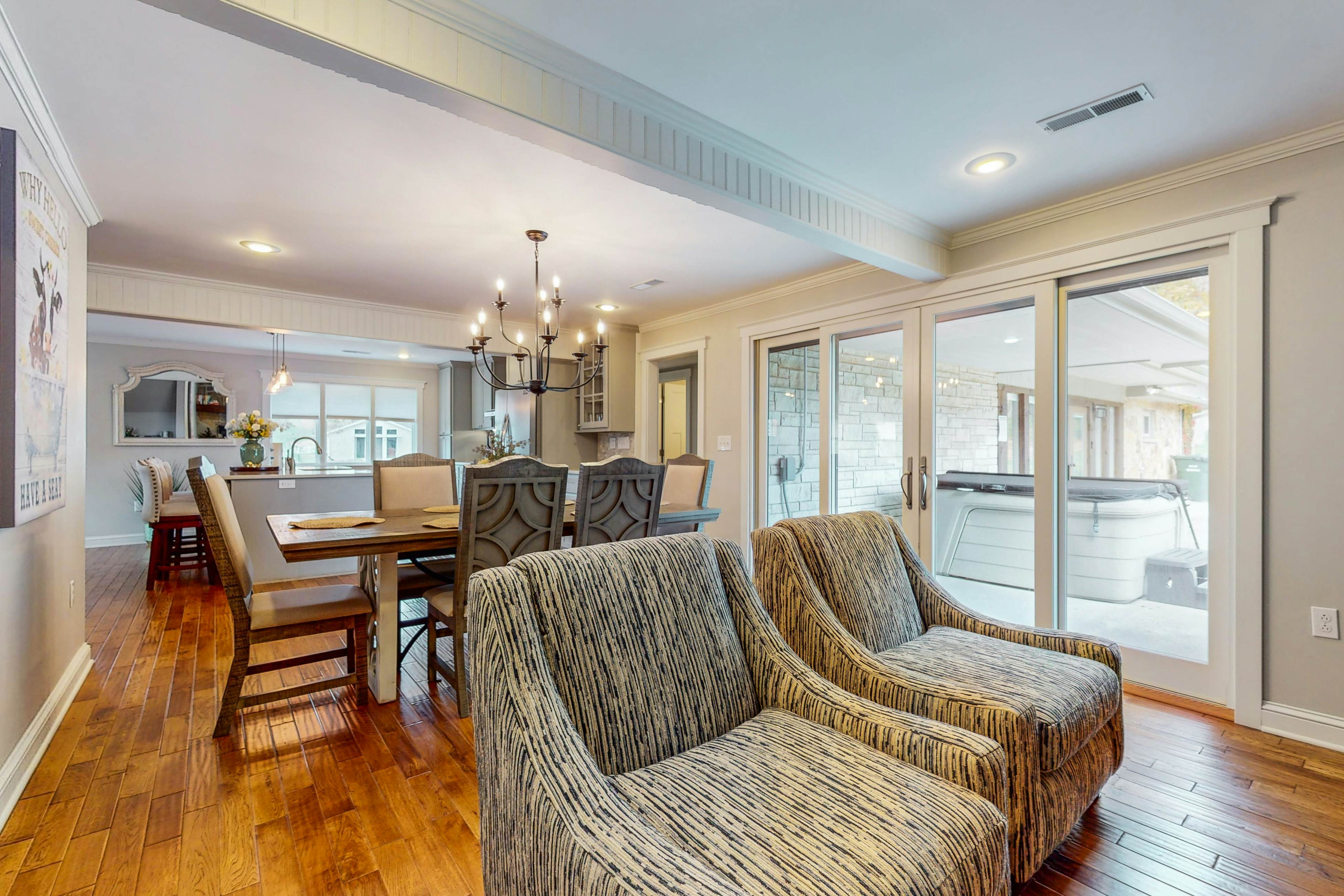 Serene home w/ game room, basketball hoop, hot tub, & free attraction tickets