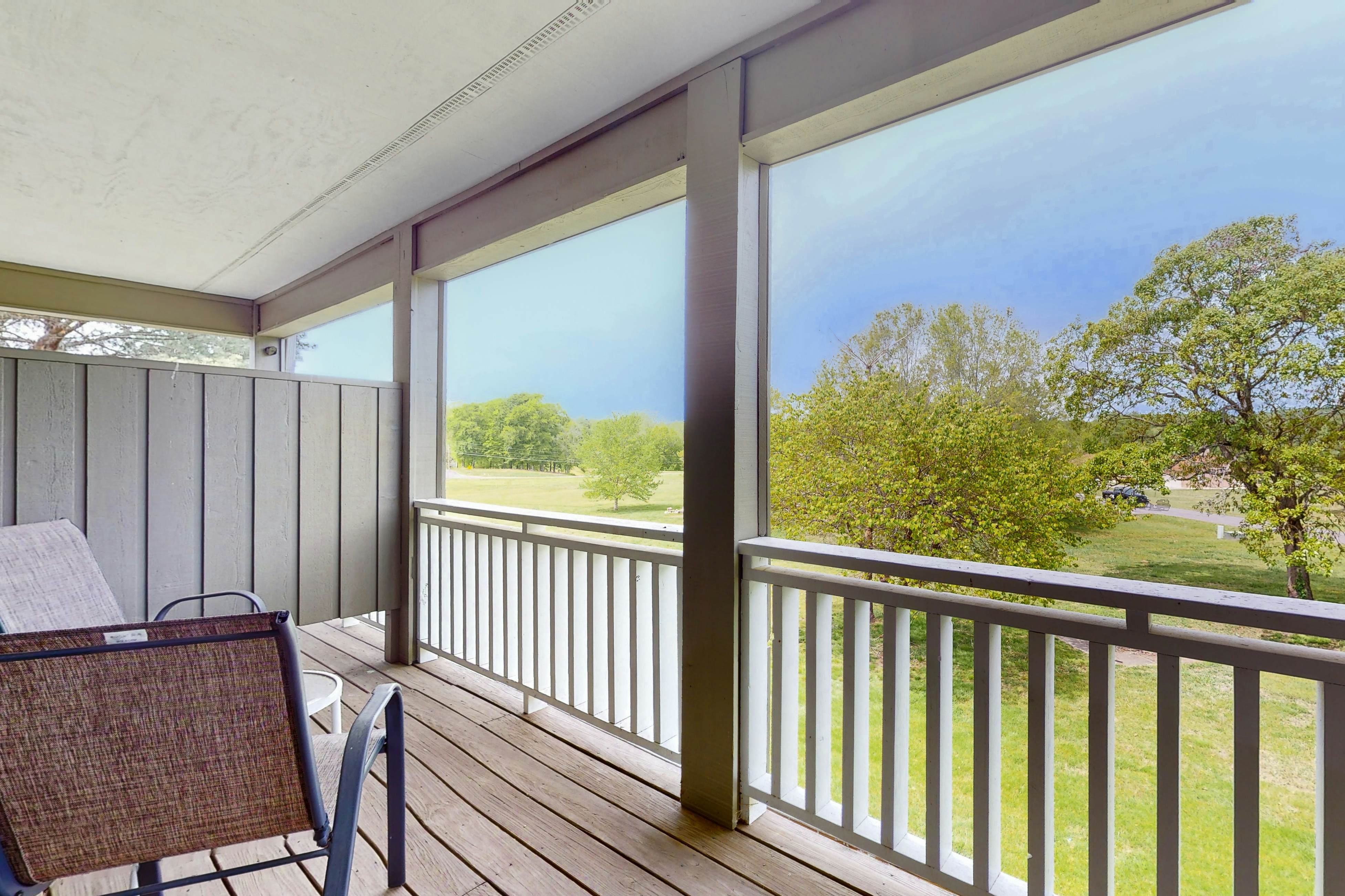 Cozy Studio・Balcony W Golf view・Near Douglas Lake