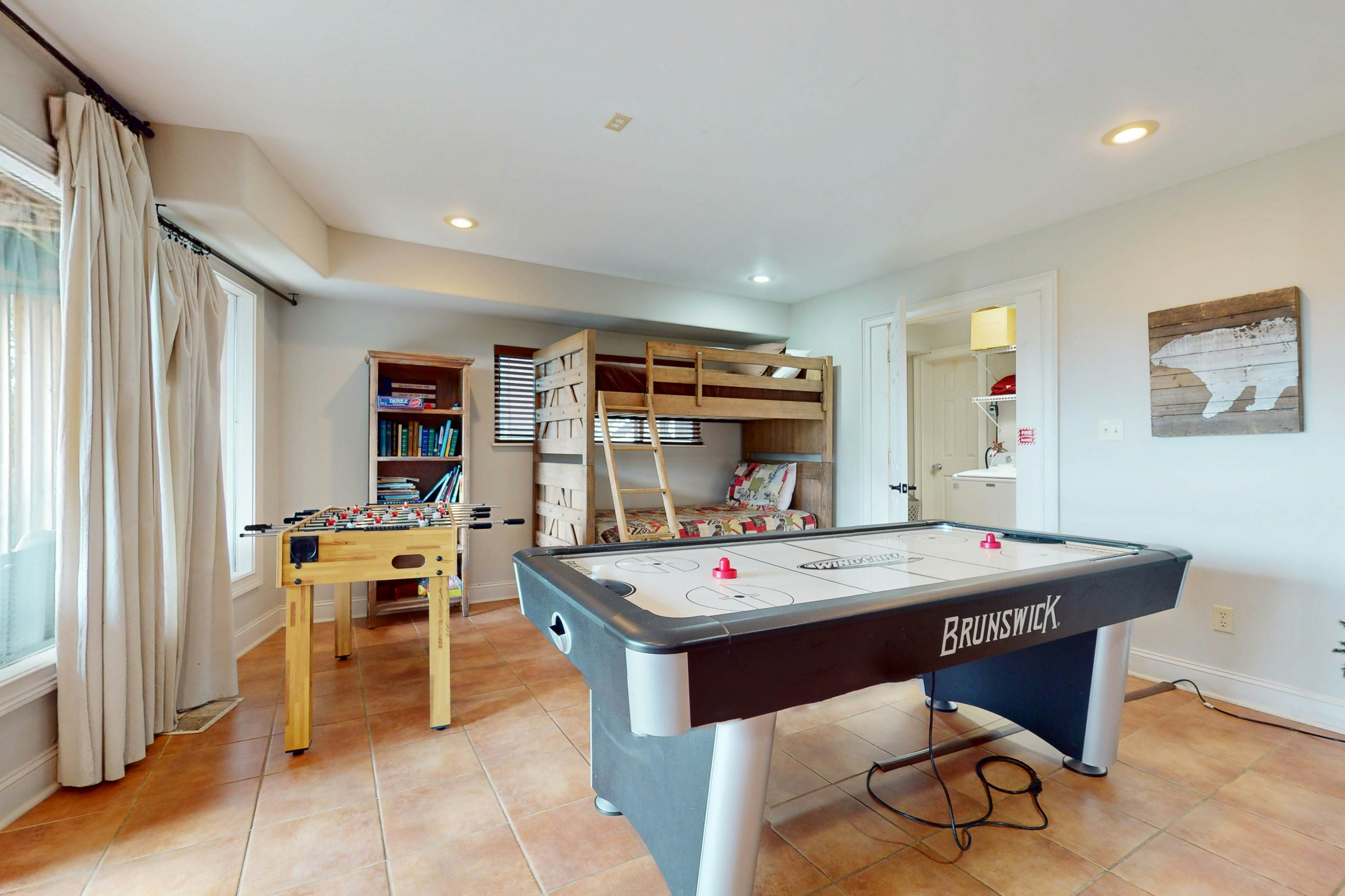 Chalet Village Cabin, Sleeps 9・Mtn View・360 Deck