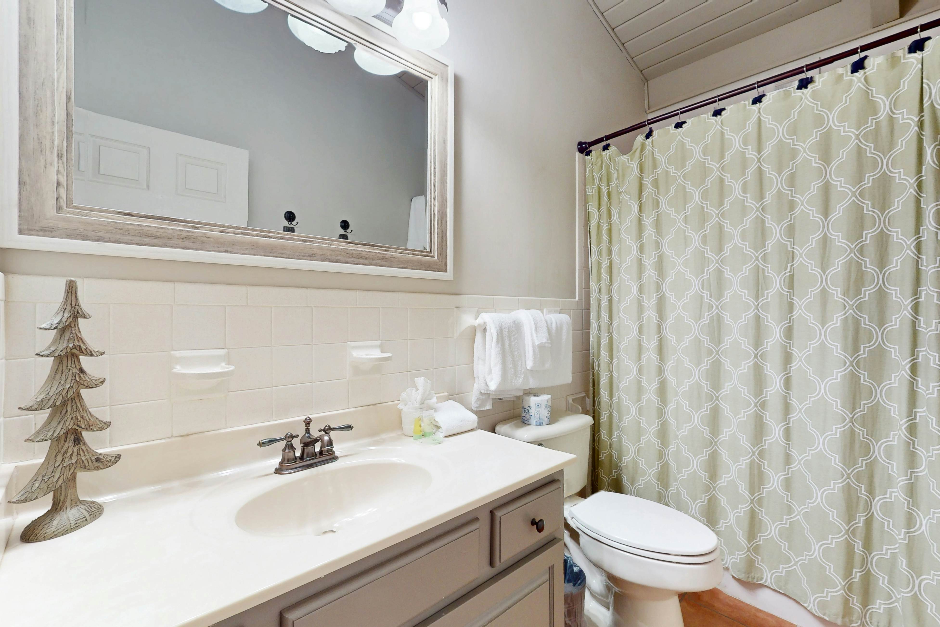 Chalet Village Cabin, Sleeps 9・Mtn View・360 Deck