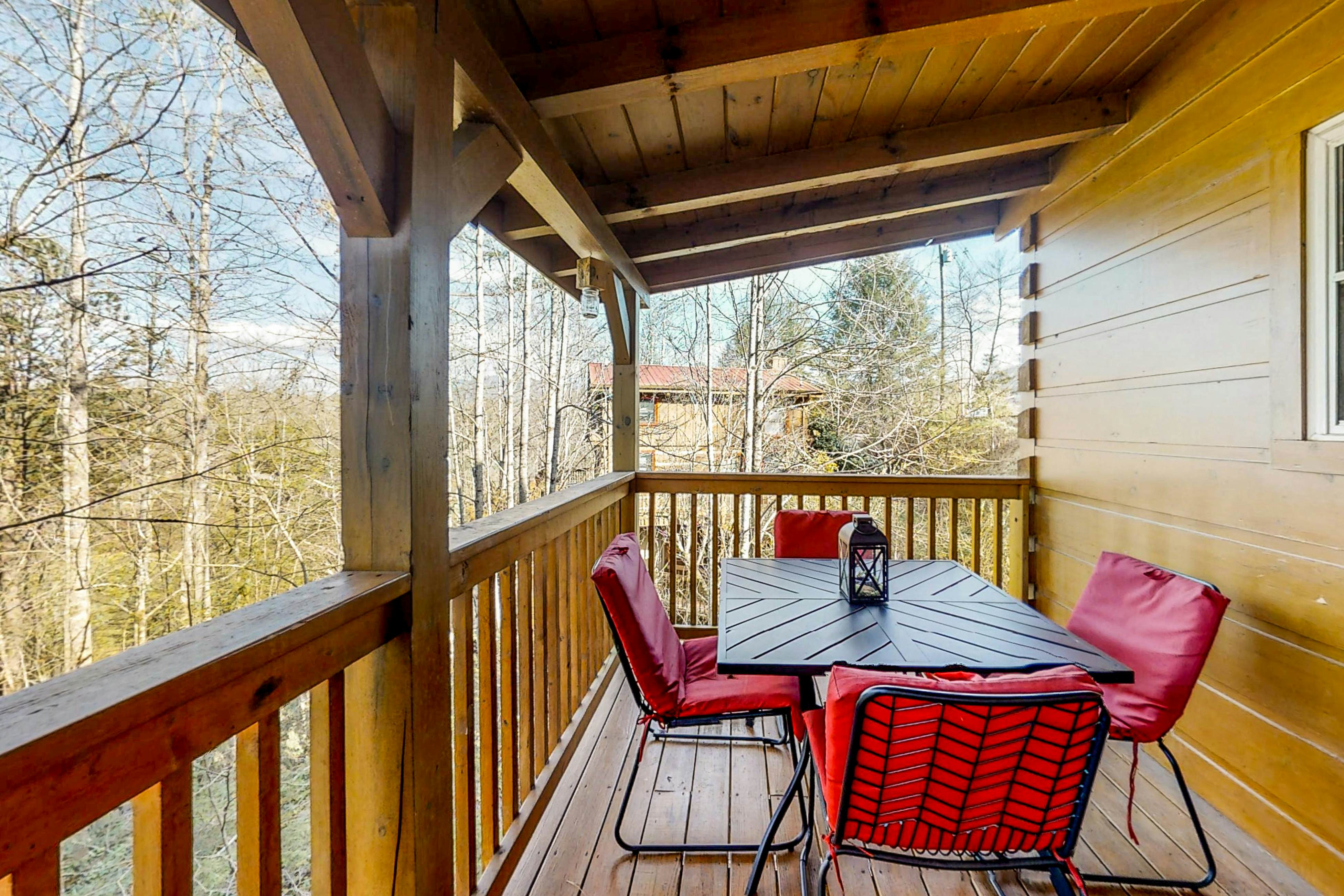 All Suite Cabin Retreat, Sleep 6・Game Room・Hot Tub