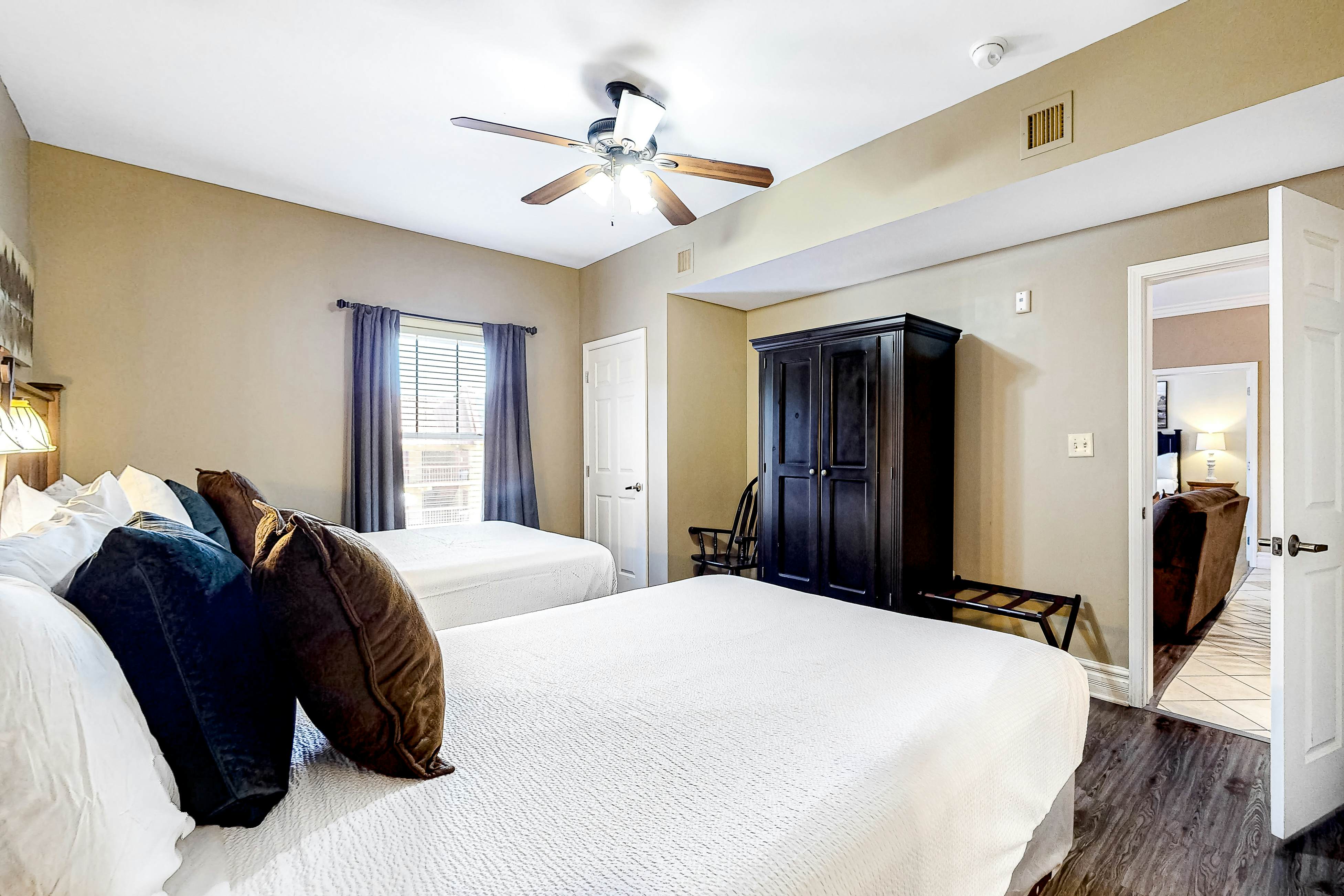 Central Condo, Sleeps 6・Jetted tub・Near Downtown