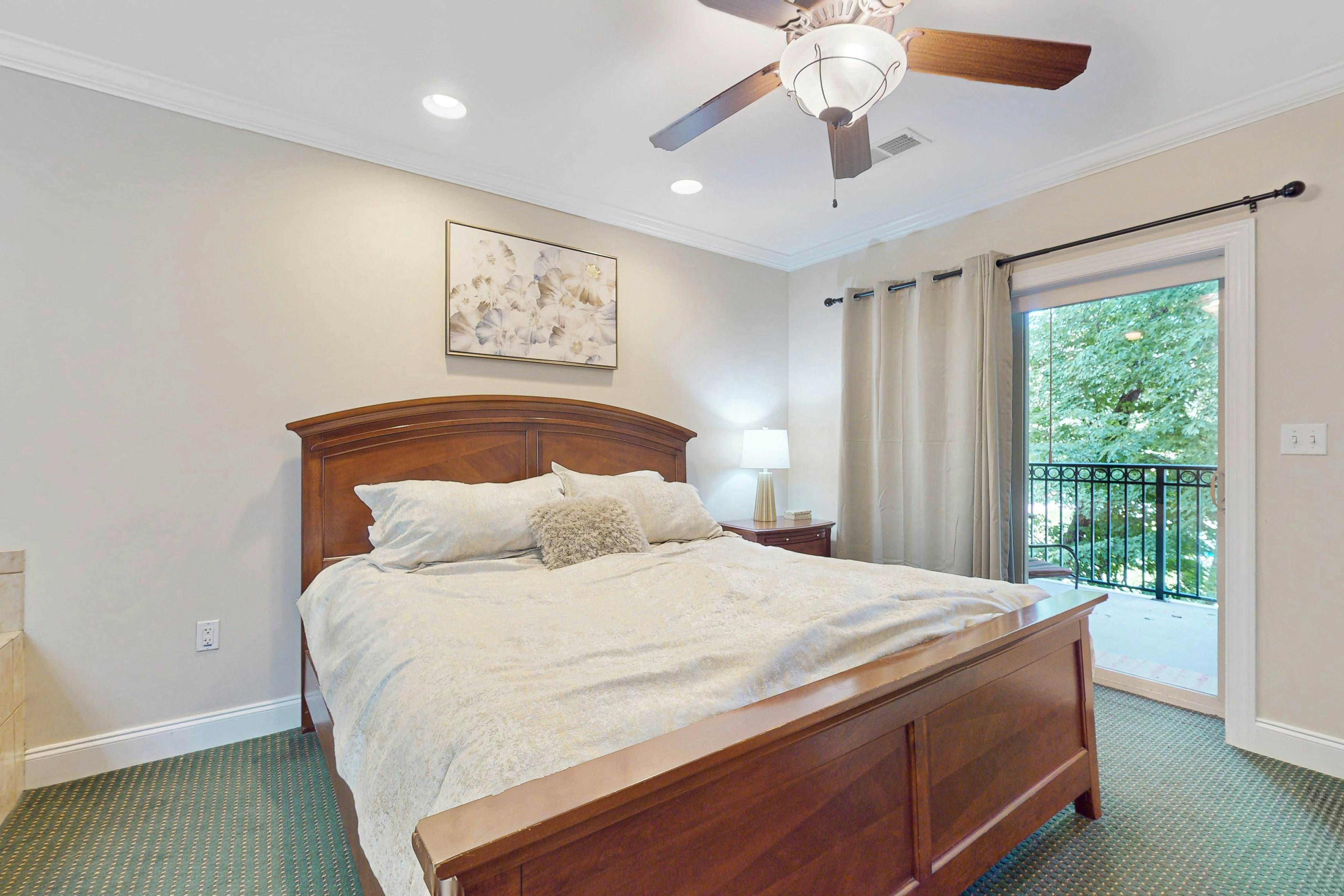 Central condo with private balcony, free attraction tickets, & pool/hot tub