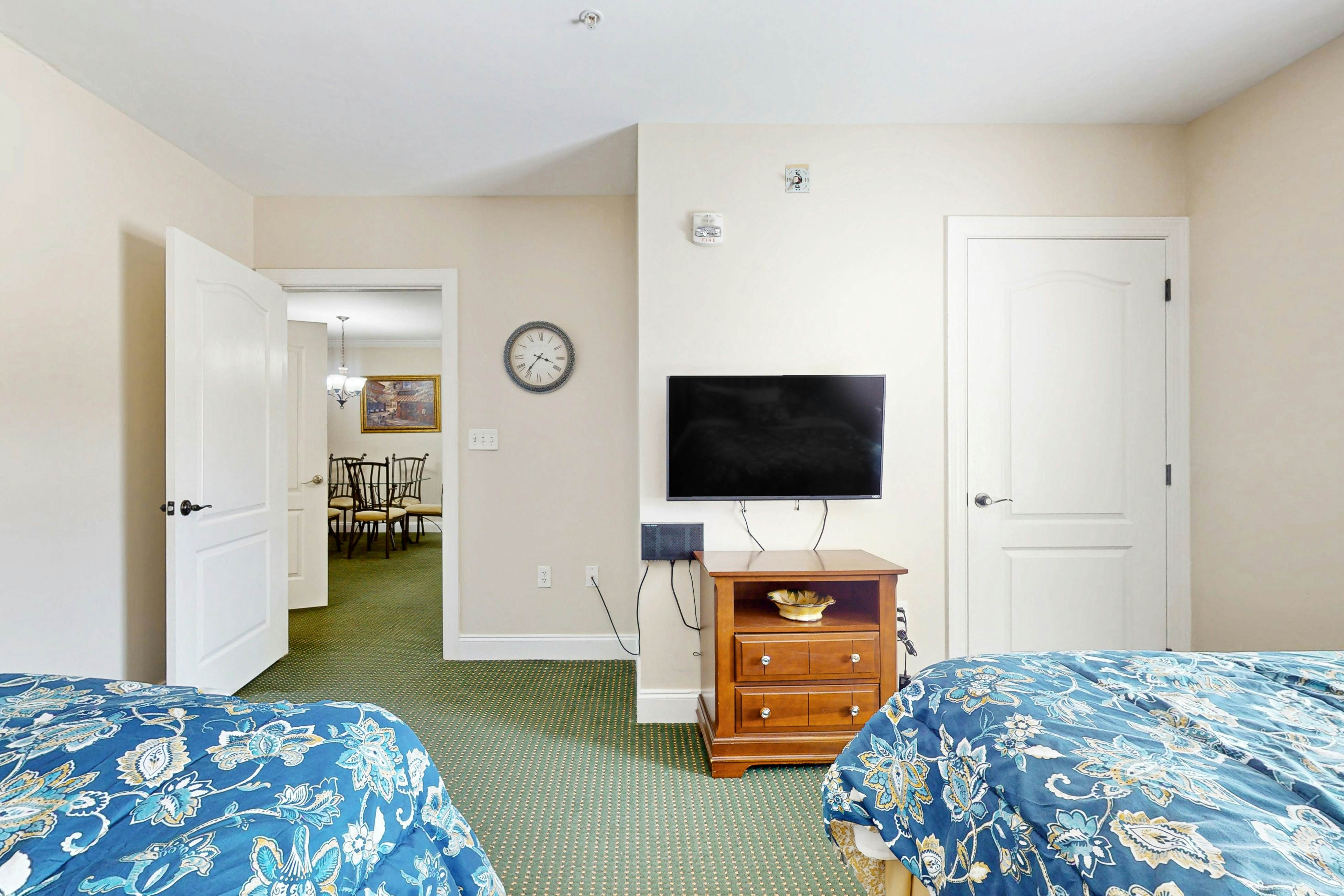 Central condo with private balcony, free attraction tickets, & pool/hot tub