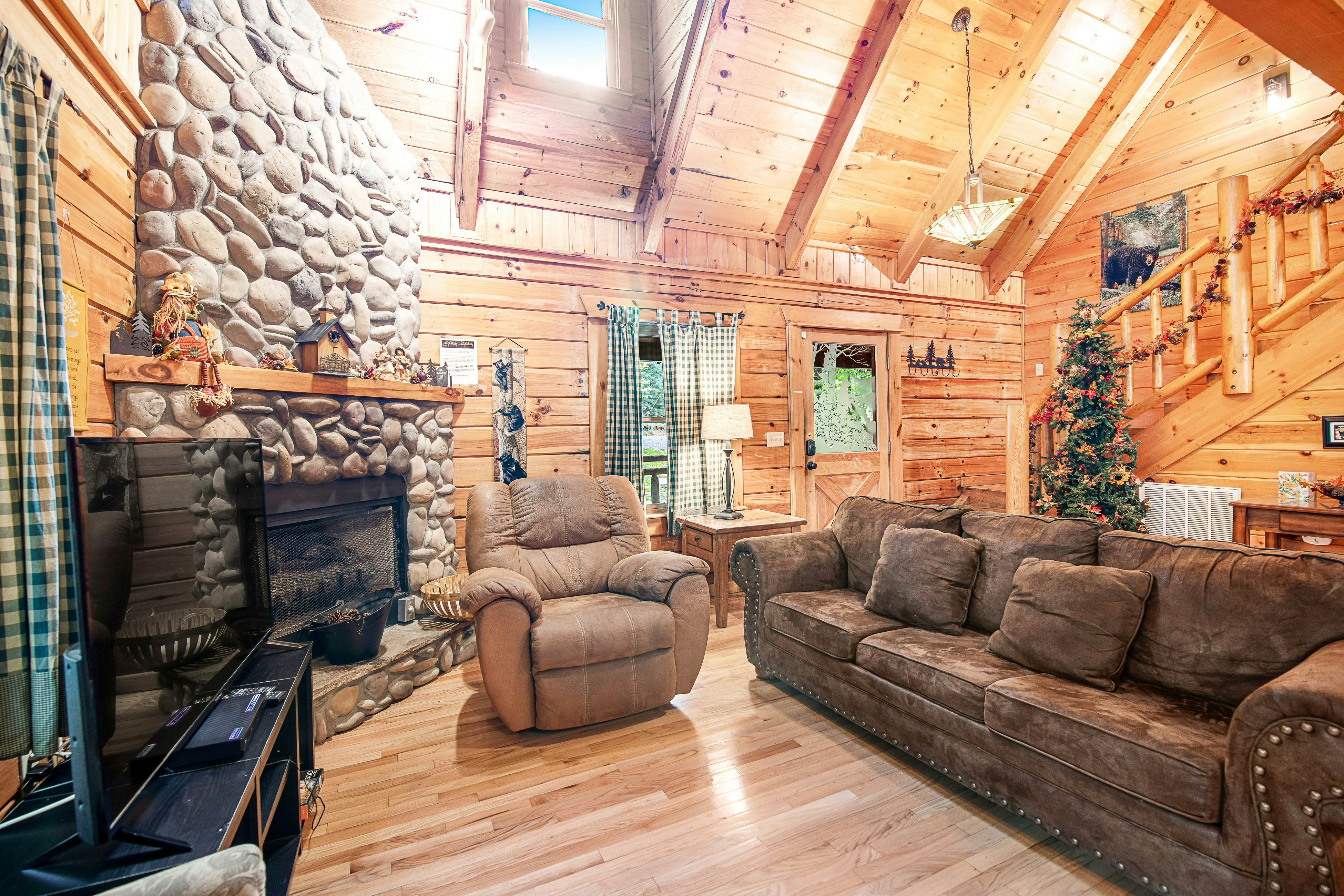 Beautiful & Secluded Log Cabin, Sleeps 8・Hot Tub