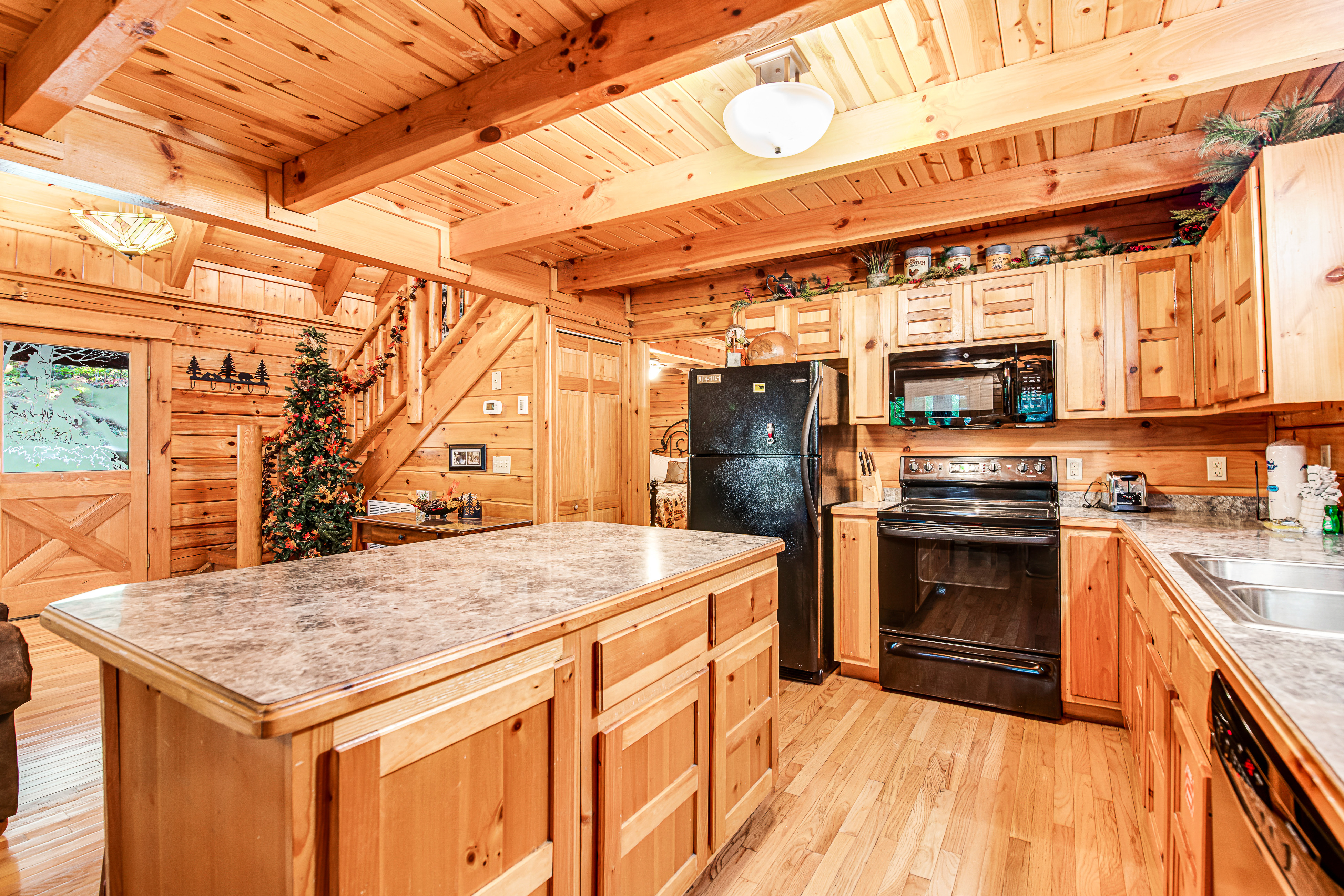 Beautiful & Secluded Log Cabin, Sleeps 8・Hot Tub