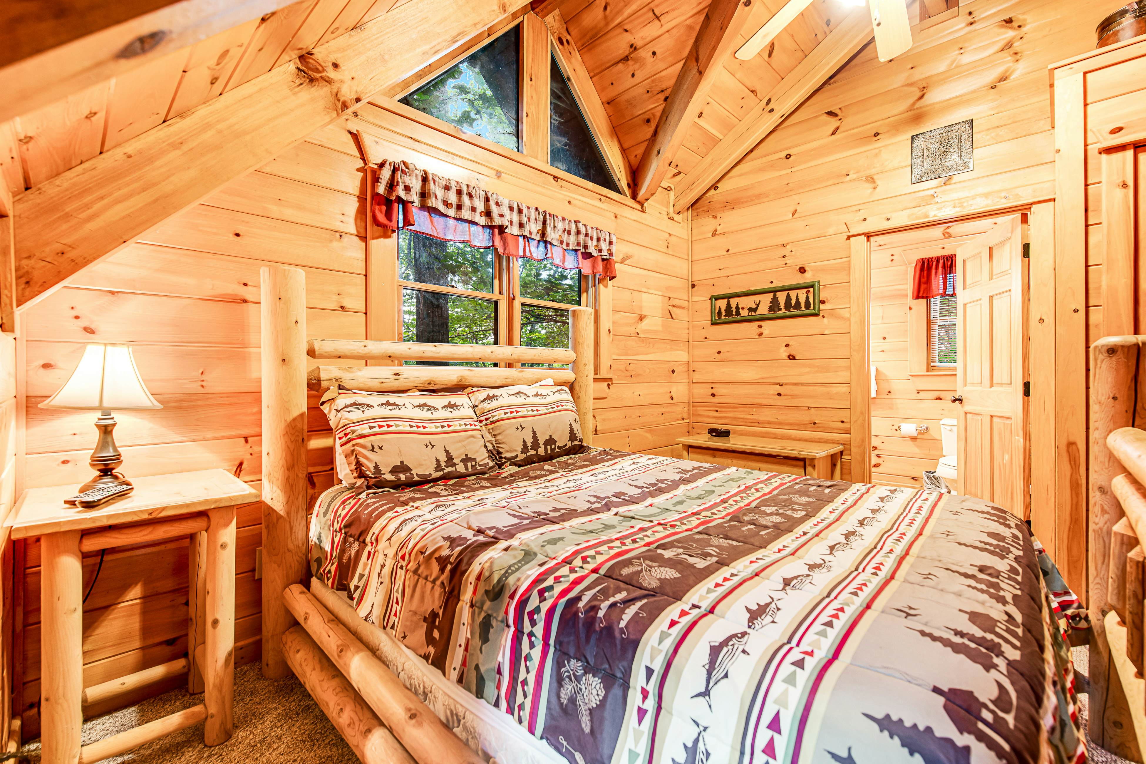 Beautiful & Secluded Log Cabin, Sleeps 8・Hot Tub