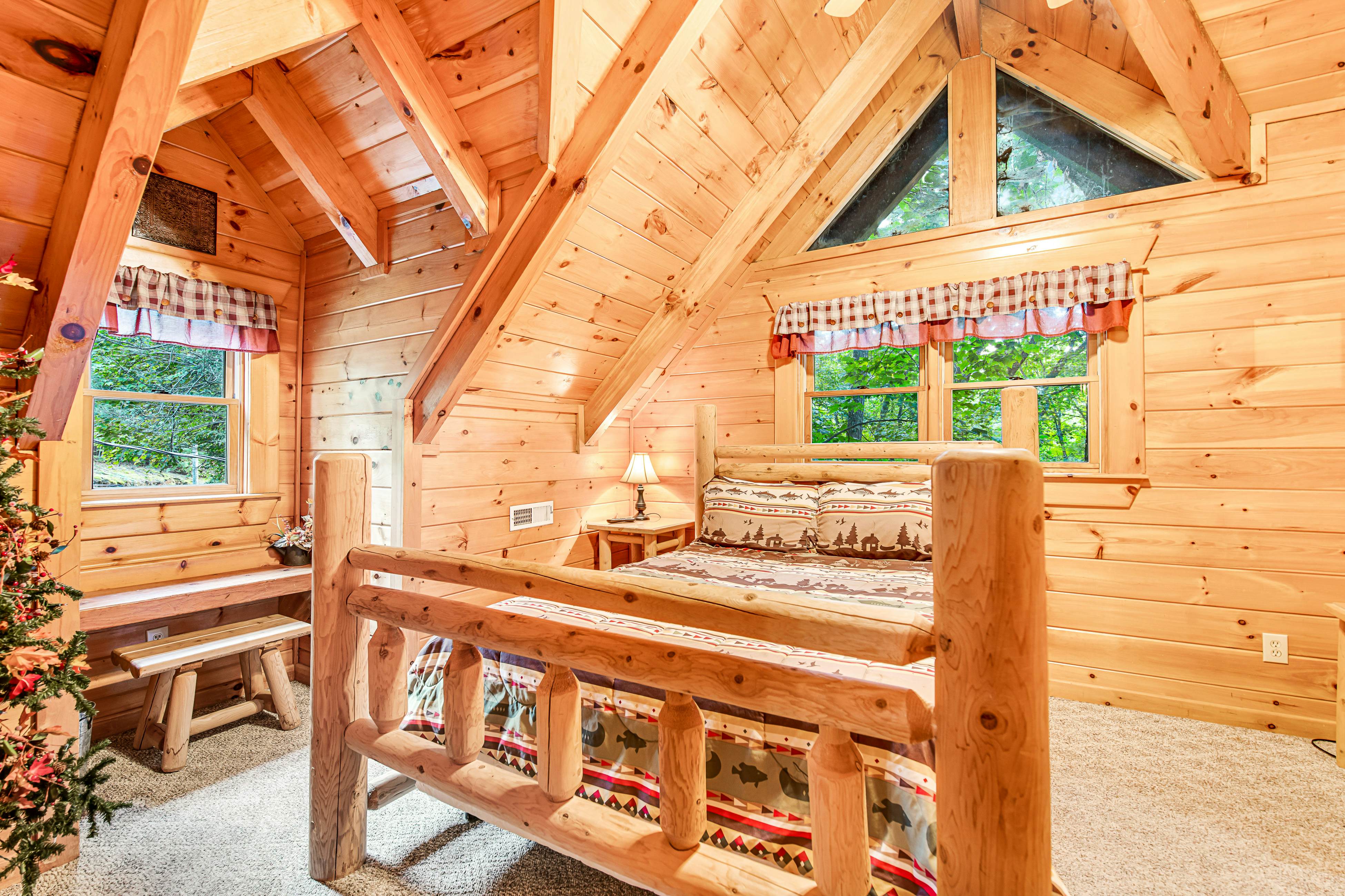 Beautiful & Secluded Log Cabin, Sleeps 8・Hot Tub