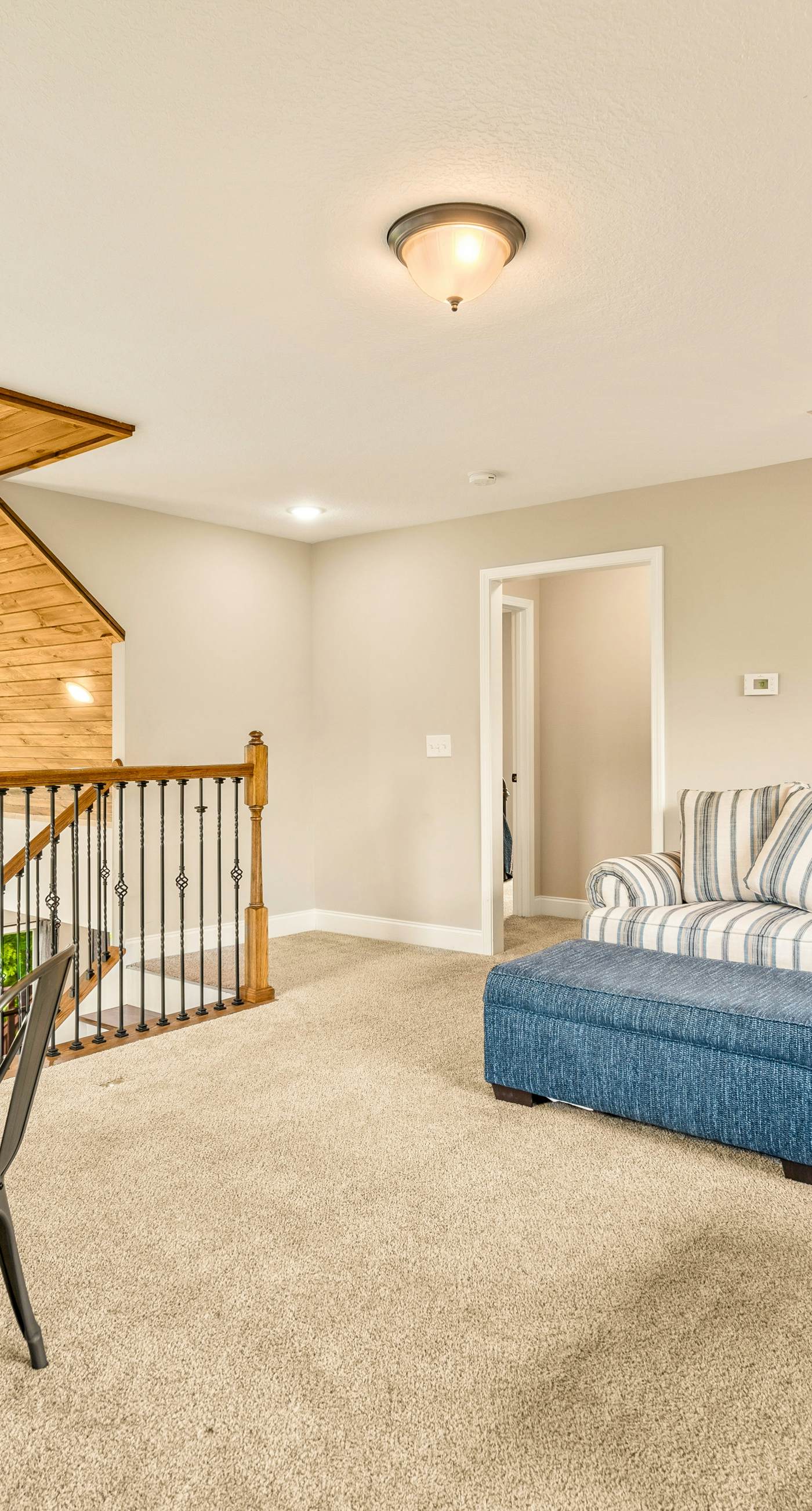 Newly Built Home, Sleeps 12, Views, Hot Tub, Theater