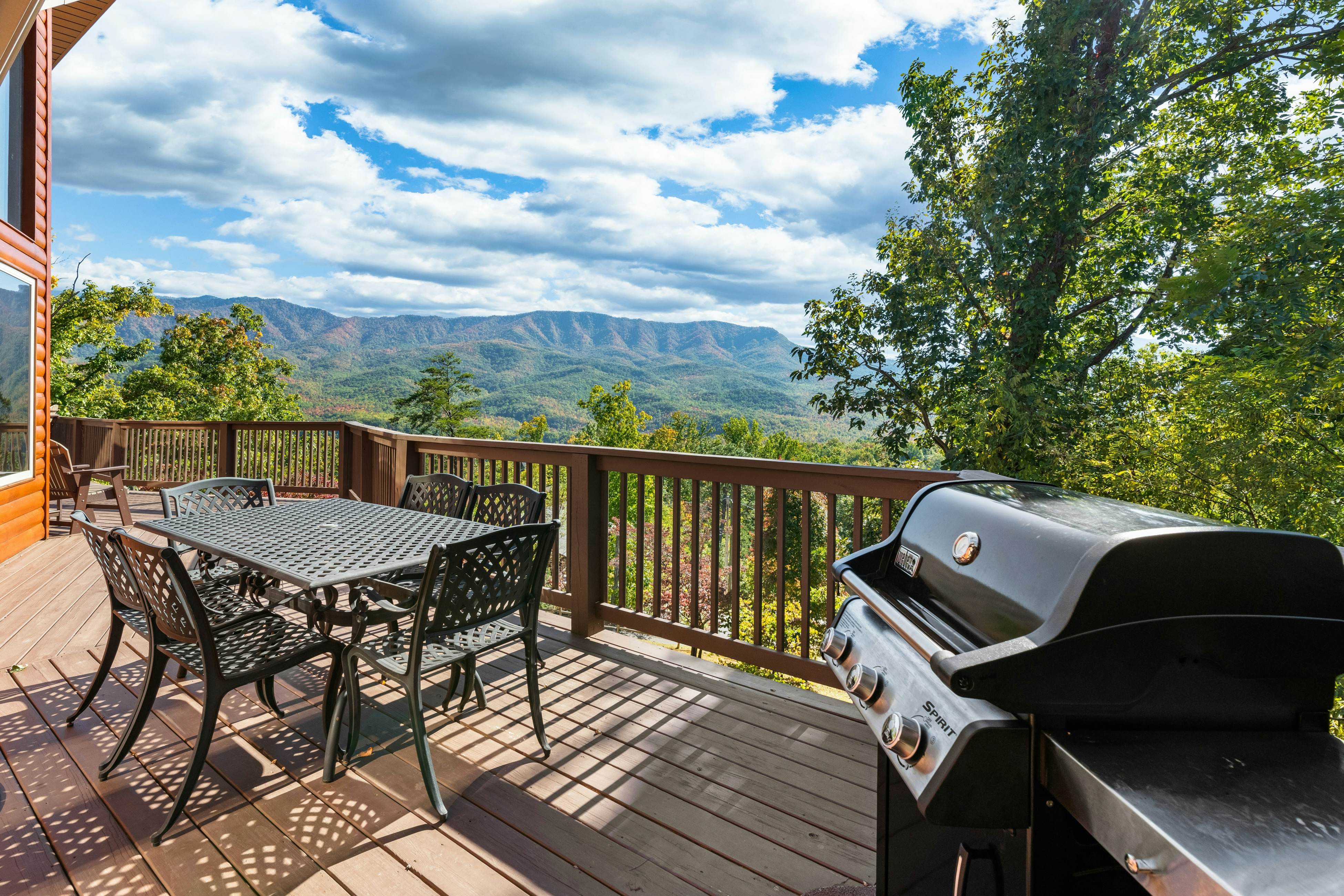 Spacious Mtn View Home, Sleeps 10・Hot tub・Grill