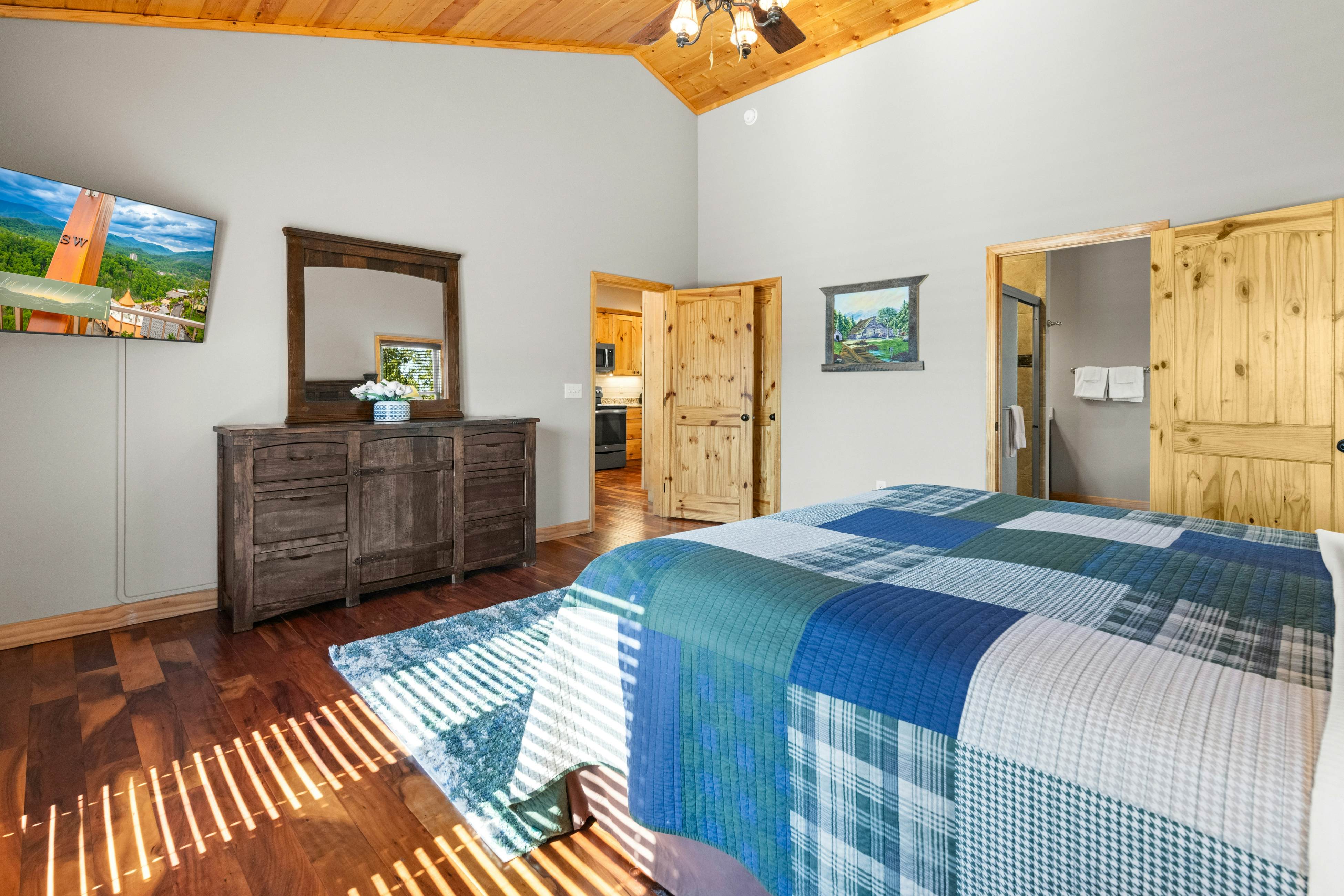 Spacious Mtn View Home, Sleeps 10・Hot tub・Grill