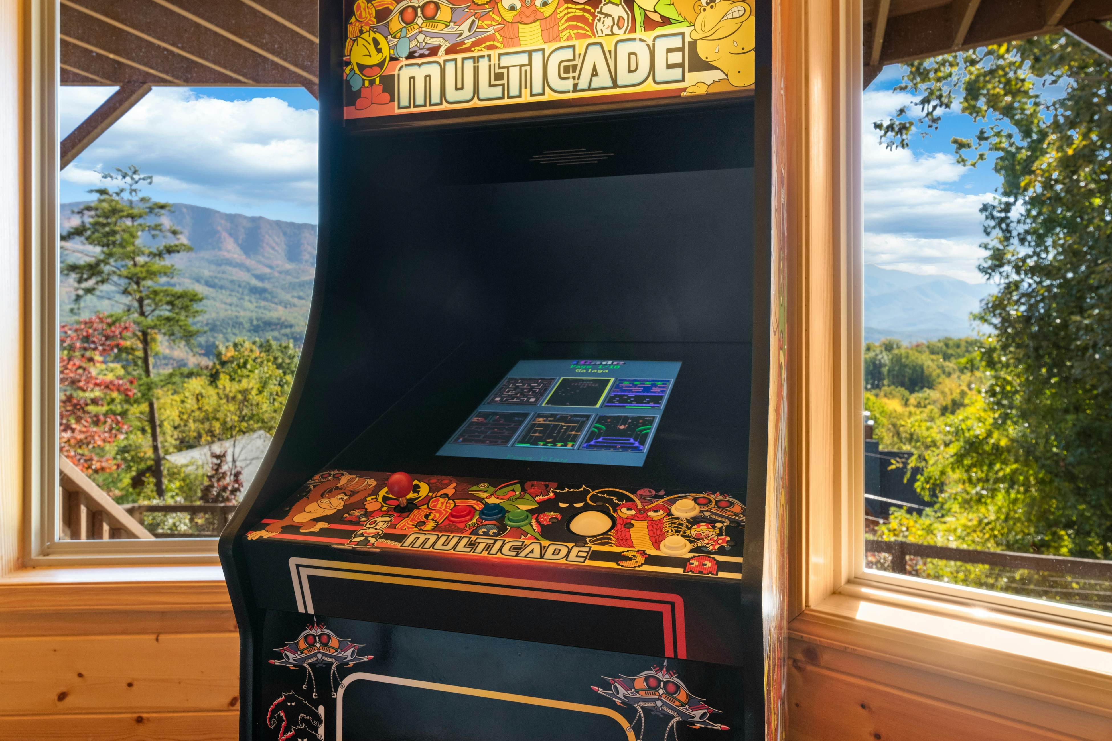 Spacious Mtn View Home, Sleeps 10・Hot tub・Grill