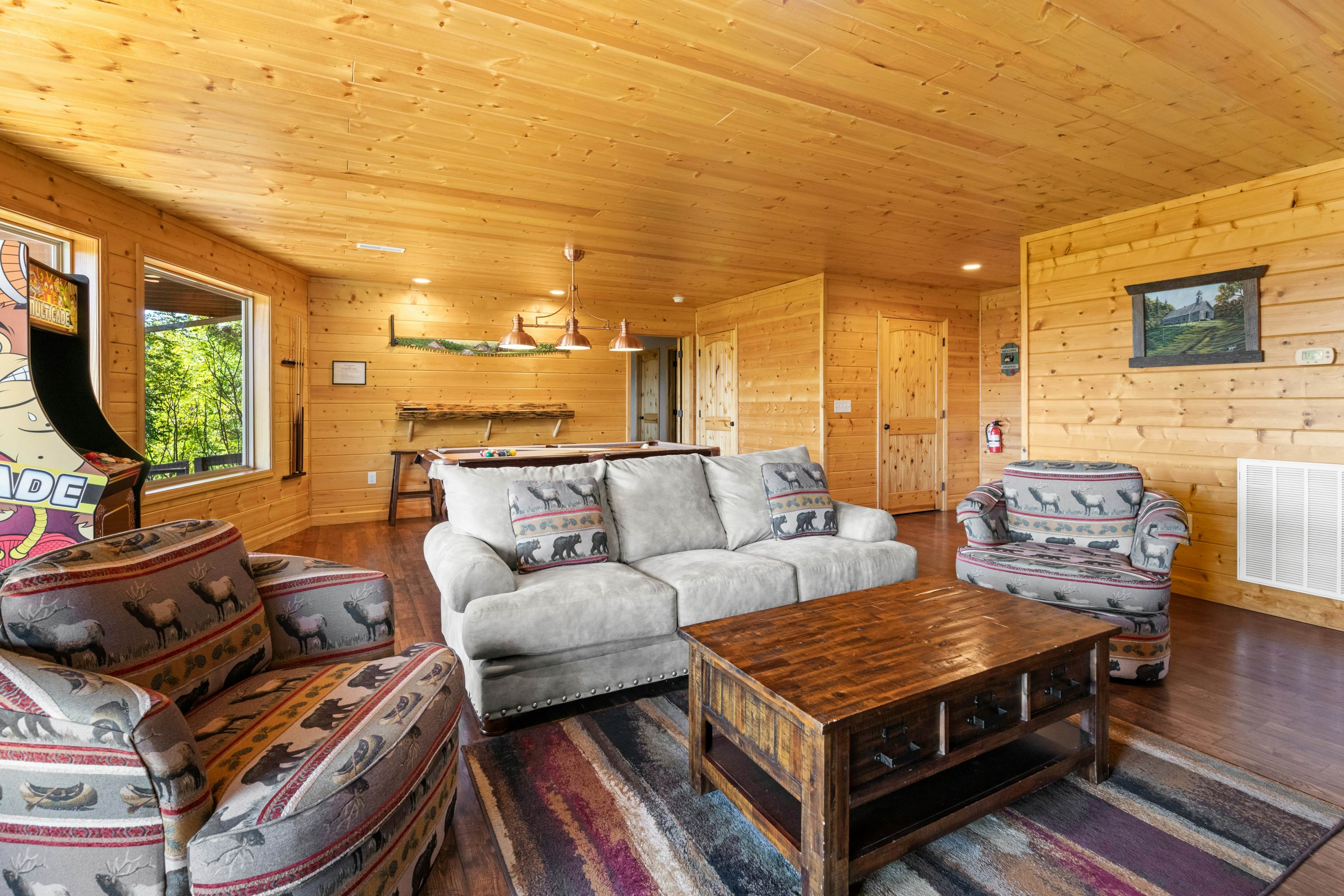 Spacious Mtn View Home, Sleeps 10・Hot tub・Grill