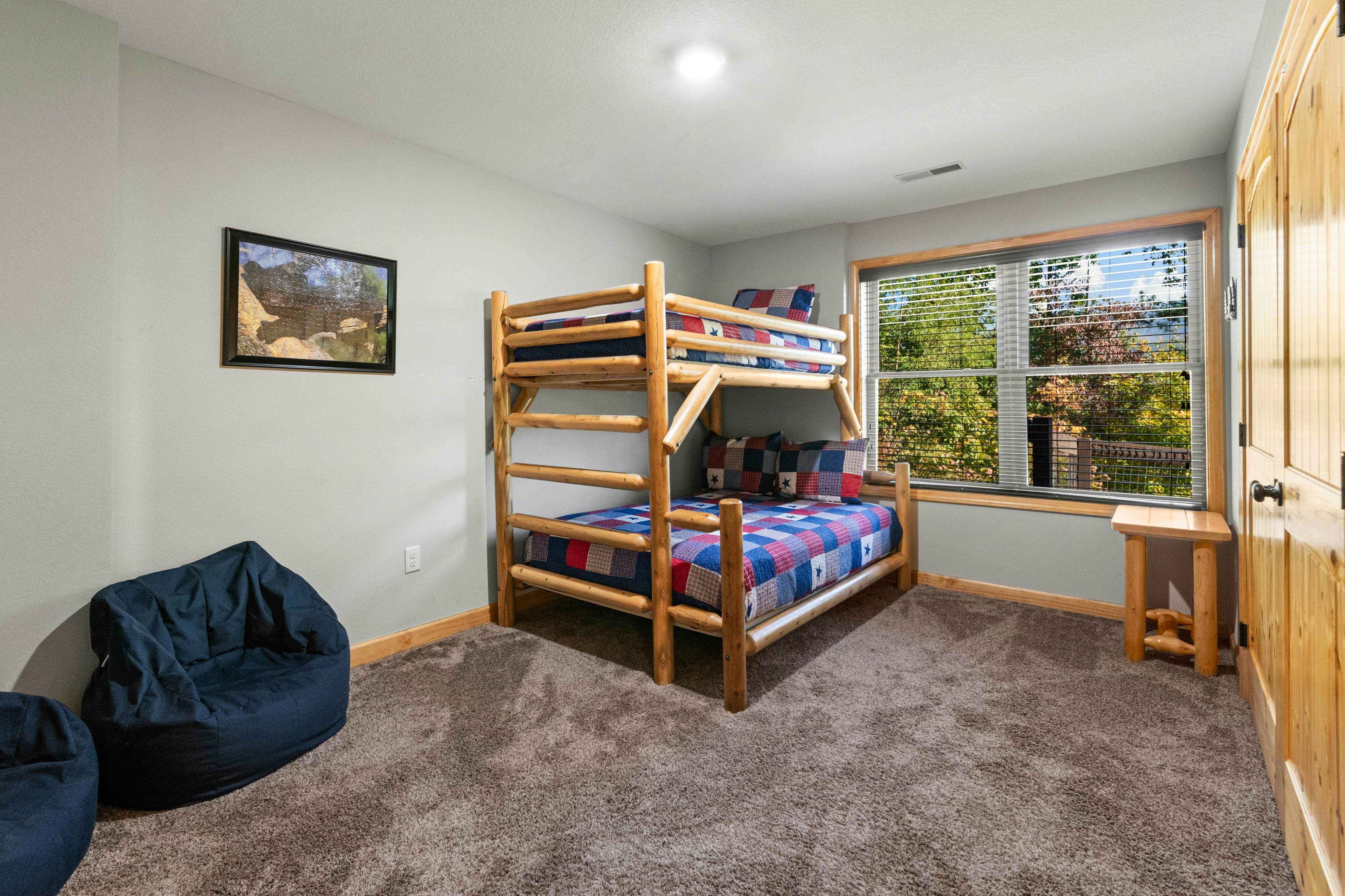 Spacious Mtn View Home, Sleeps 10・Hot tub・Grill