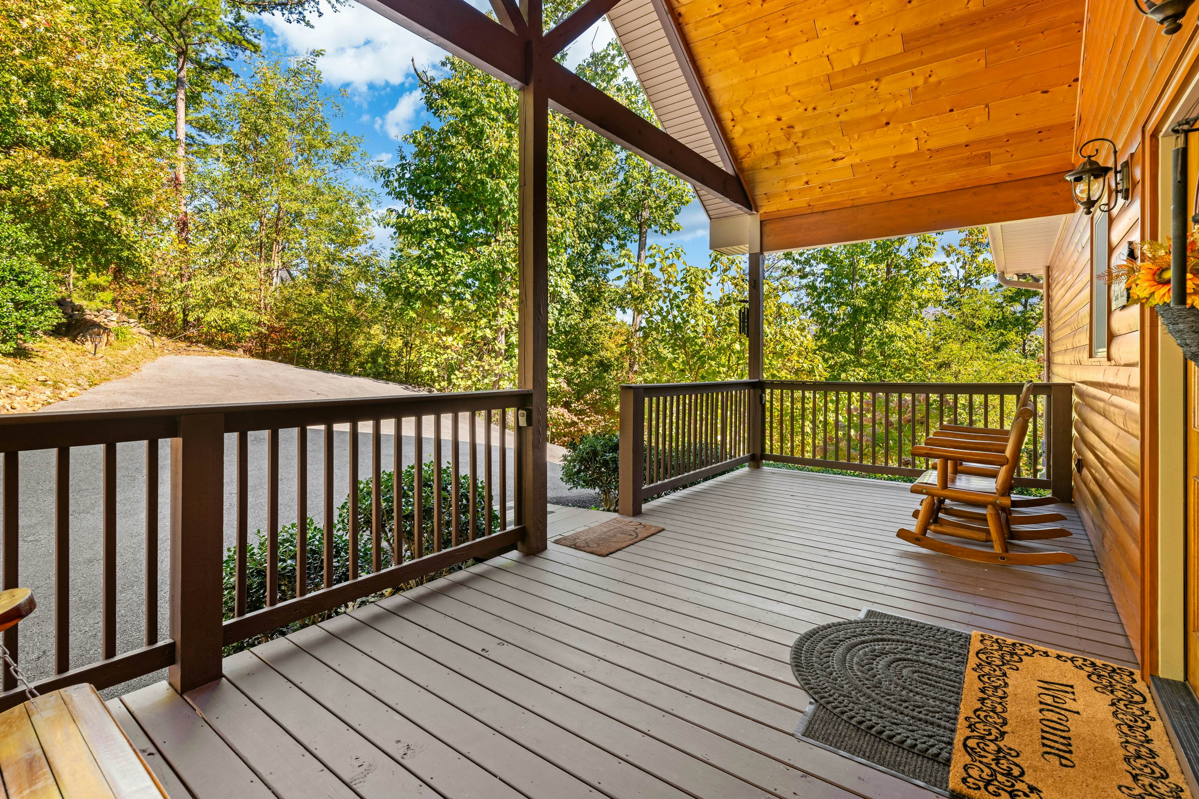 Spacious Mtn View Home, Sleeps 10・Hot tub・Grill